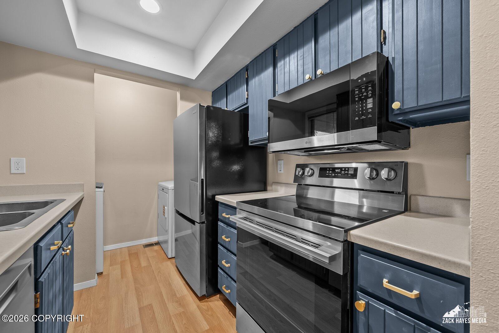 7340 Huntsmen Circle #g Property Photo 13