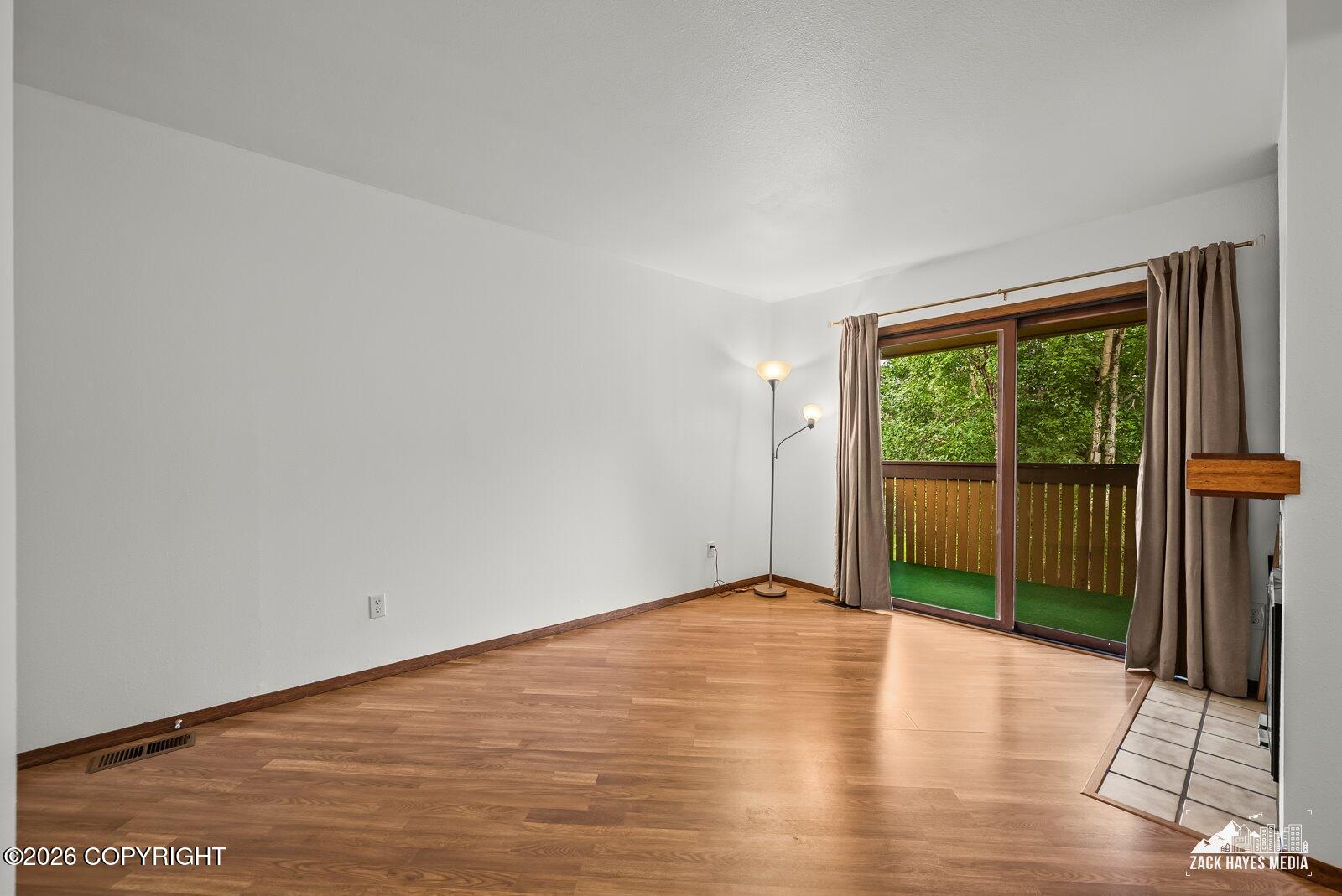 7340 Huntsmen Circle #g Property Photo 17