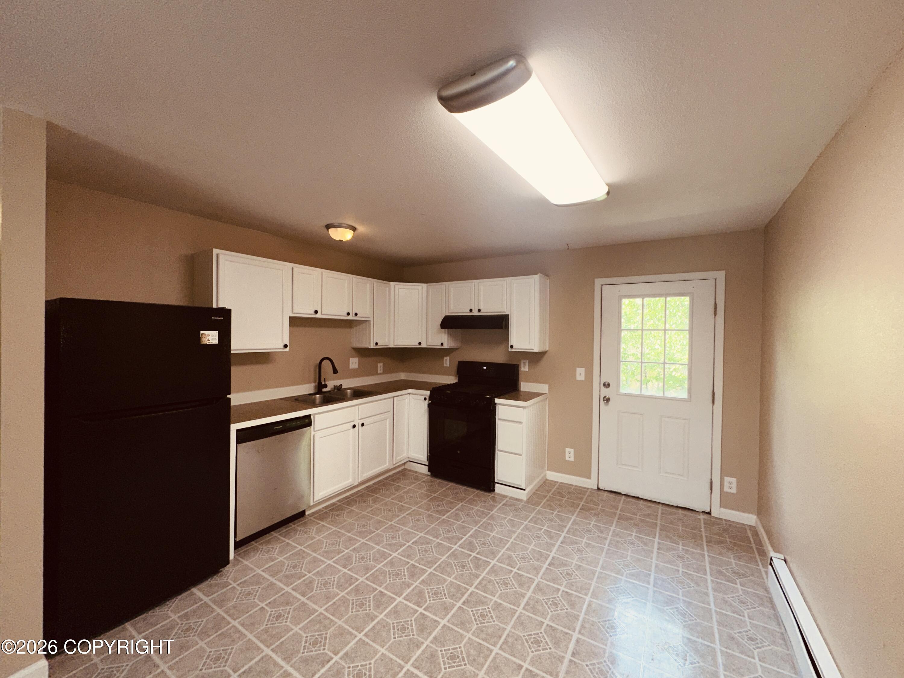 374 E Chickaloon Way #2 Property Photo 1