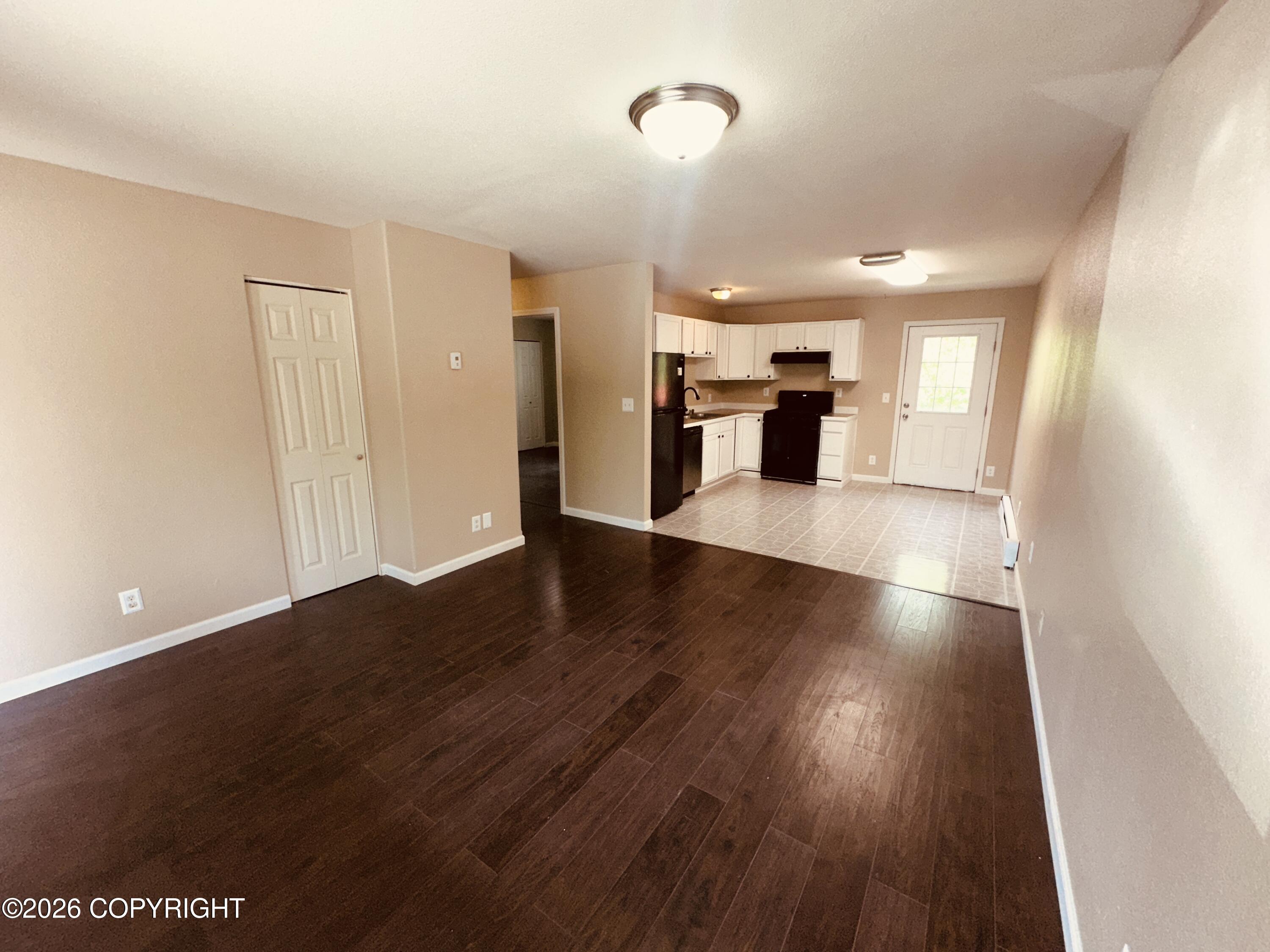 374 E Chickaloon Way #2 Property Photo 2