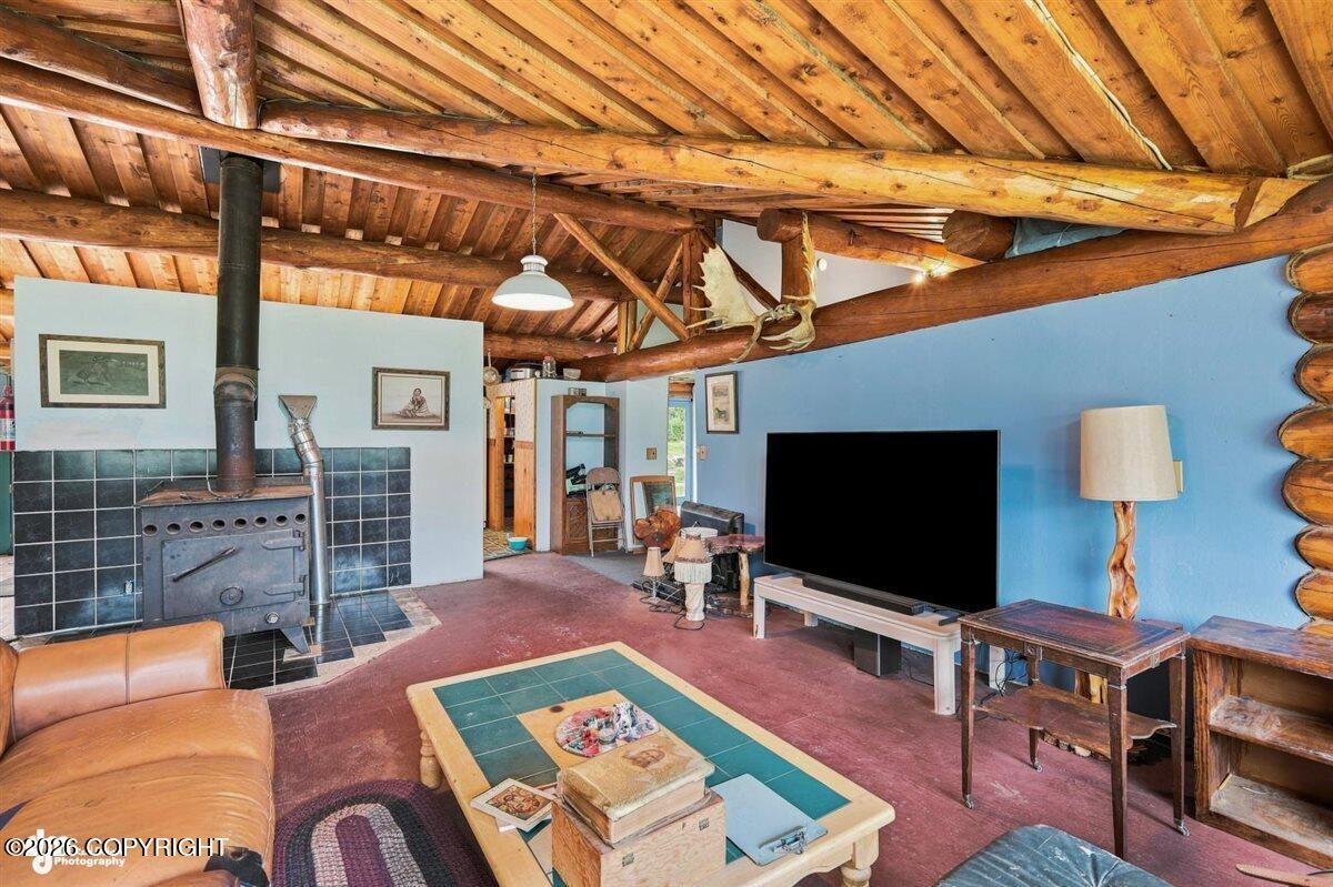 1005 N Smith Road Property Photo 6