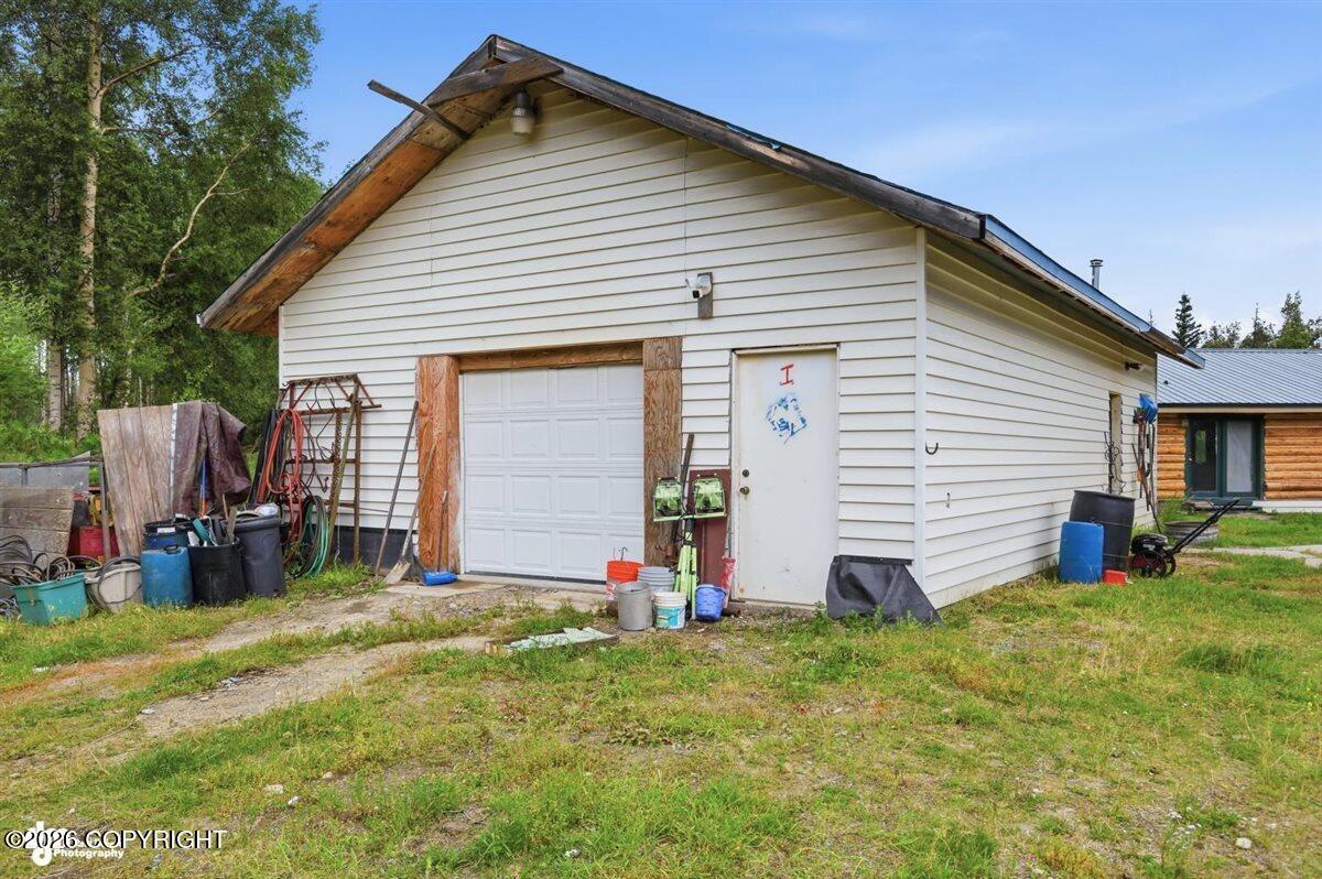 1005 N Smith Road Property Photo 31
