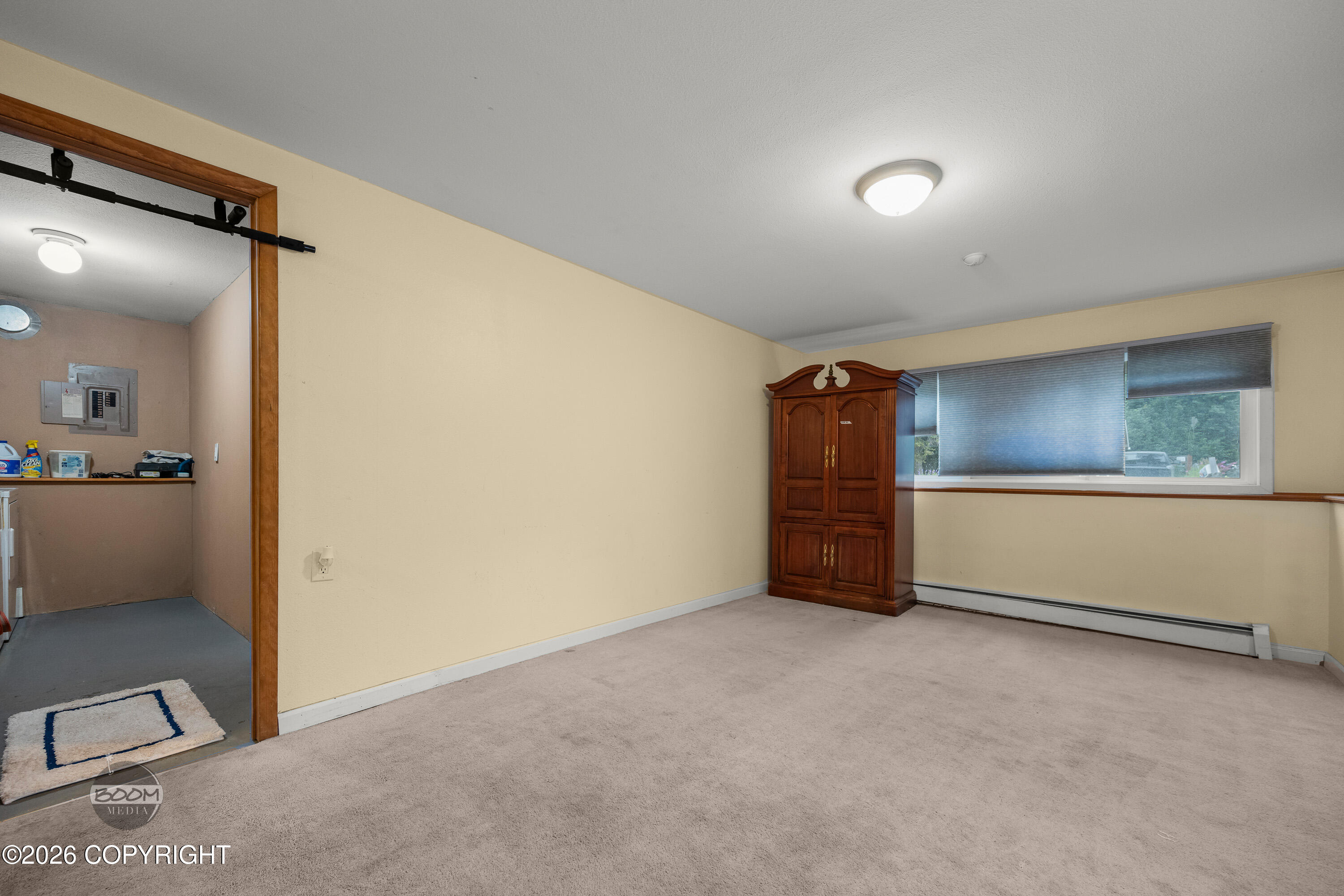 890 Lancaster Drive Property Photo 23
