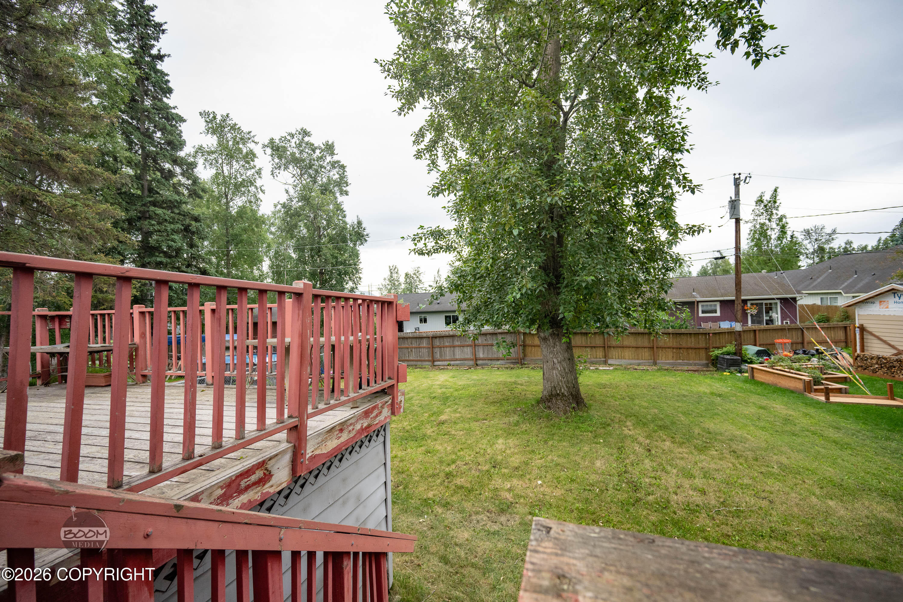 890 Lancaster Drive Property Photo 43