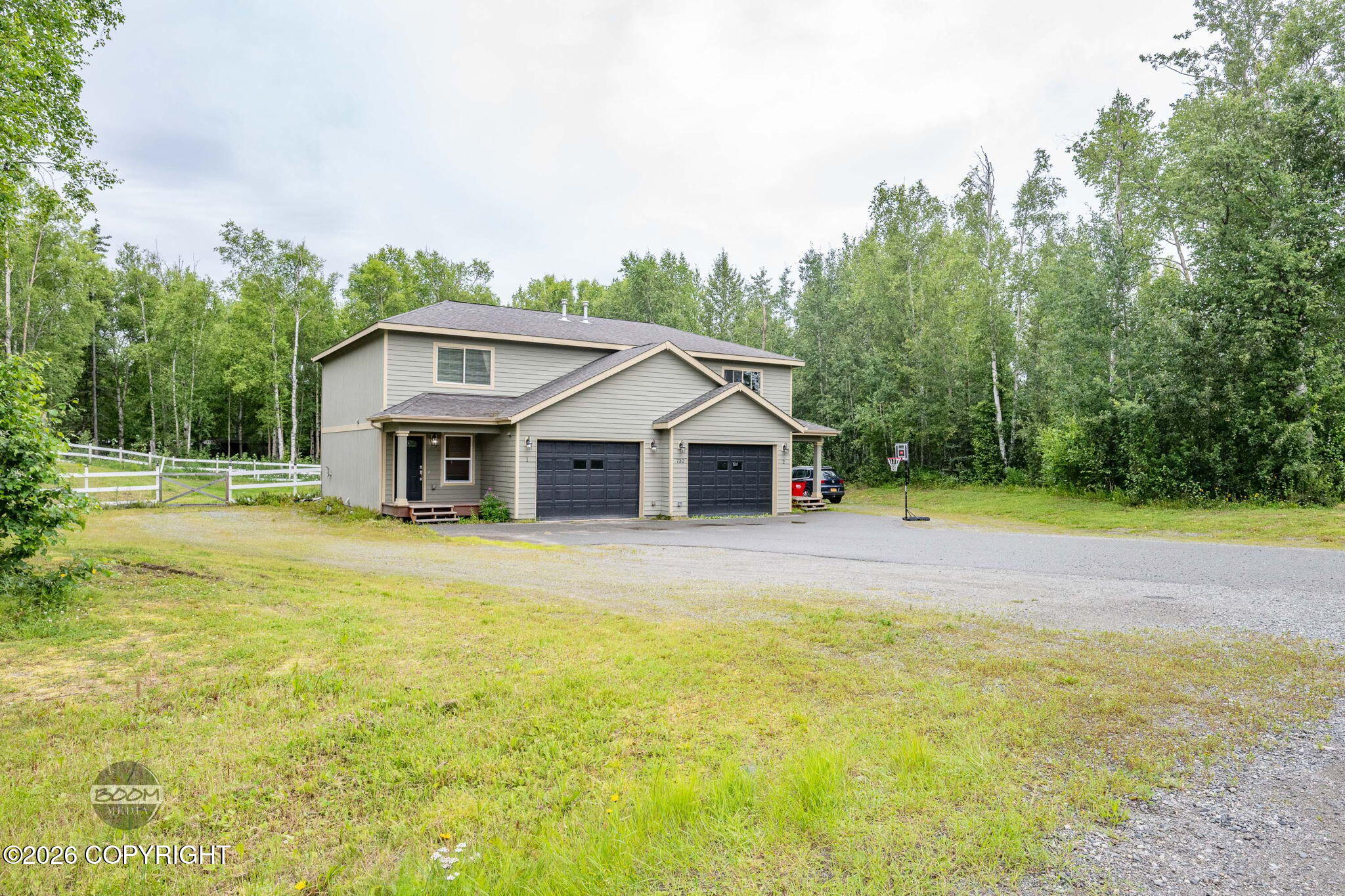 730 N Kimberly Street Property Photo 4