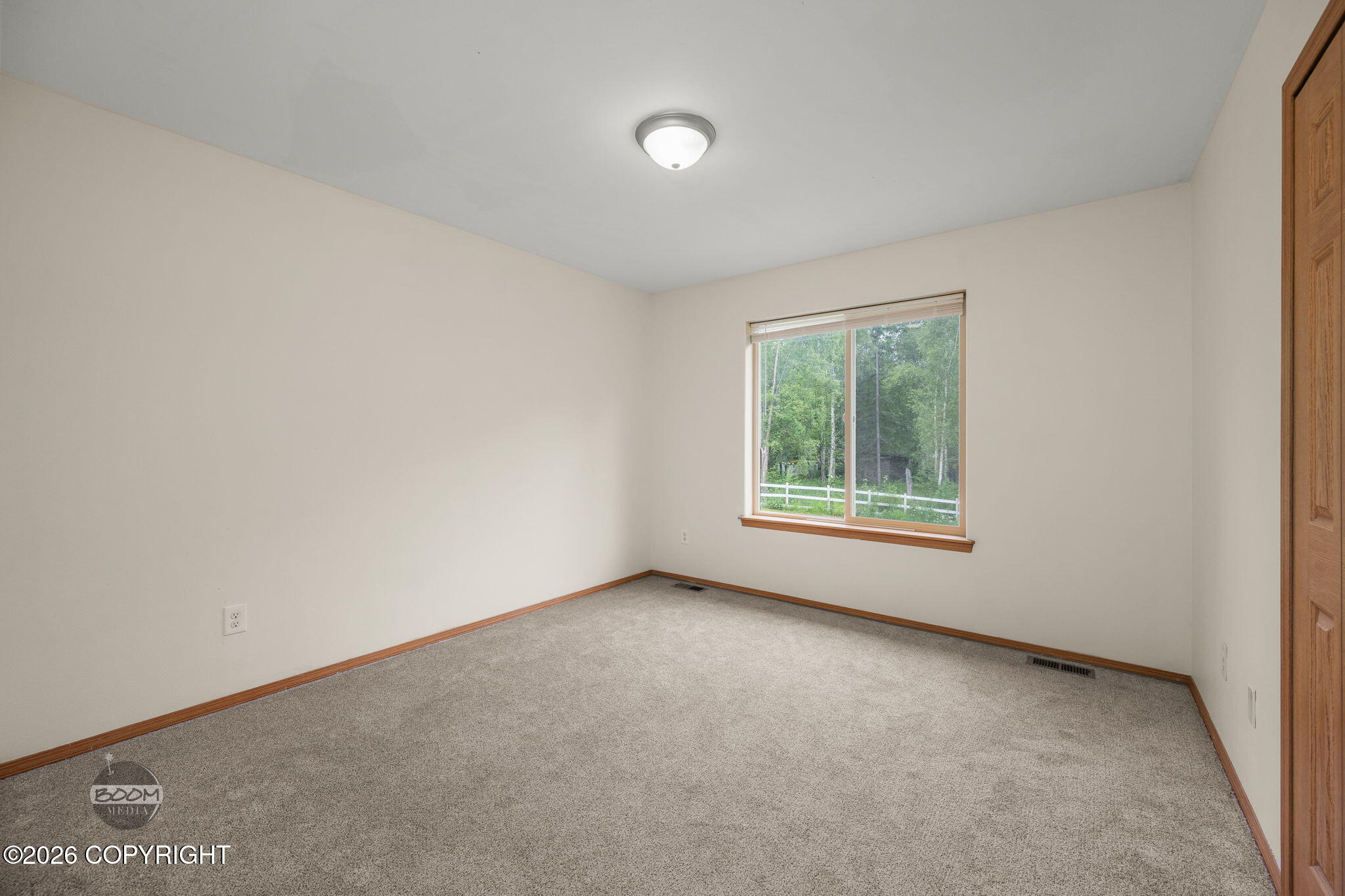 730 N Kimberly Street Property Photo 32