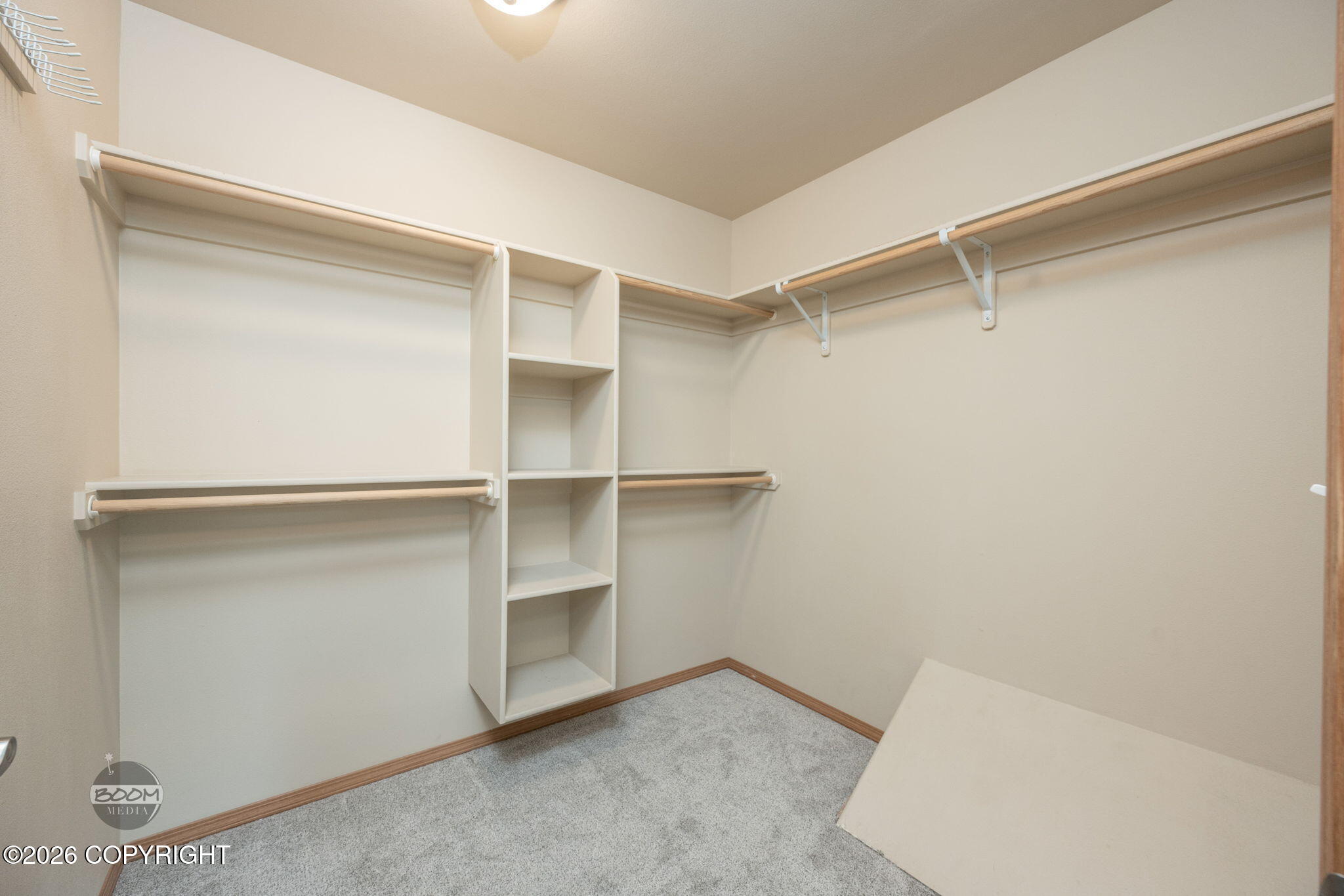 730 N Kimberly Street Property Photo 38