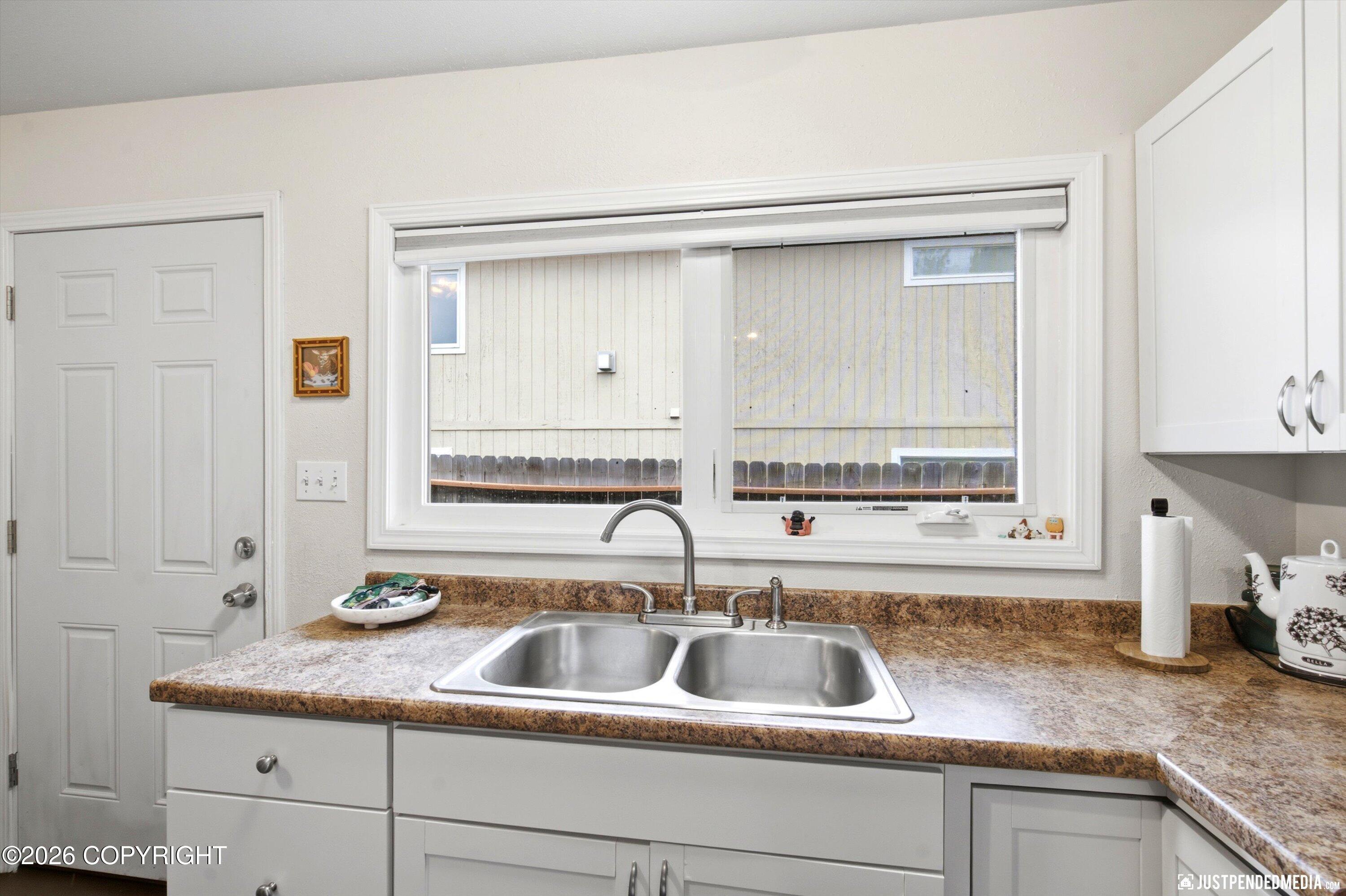 4309 Cope Street Property Photo 12