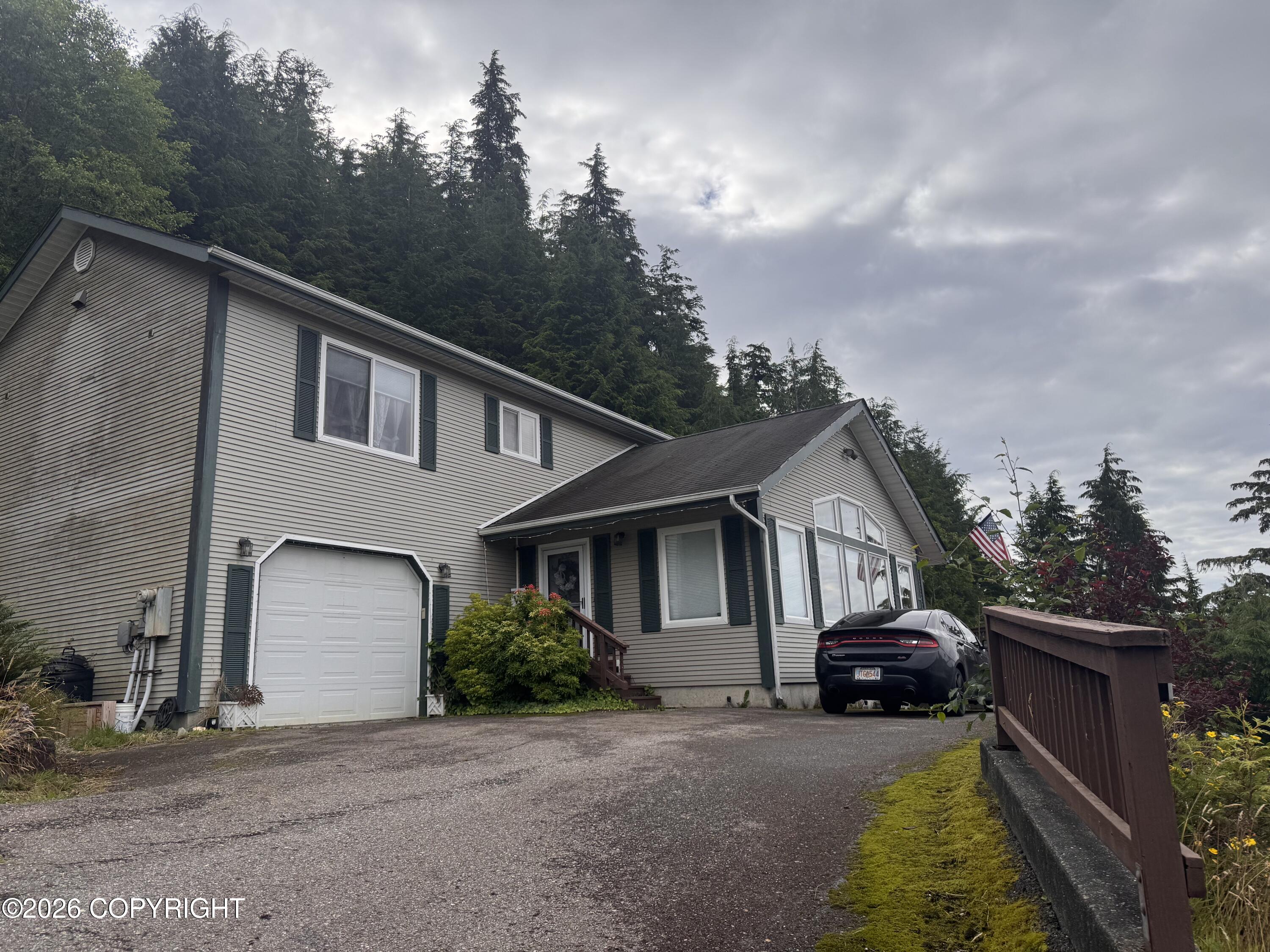 390 Forest Park Drive Property Photo 1
