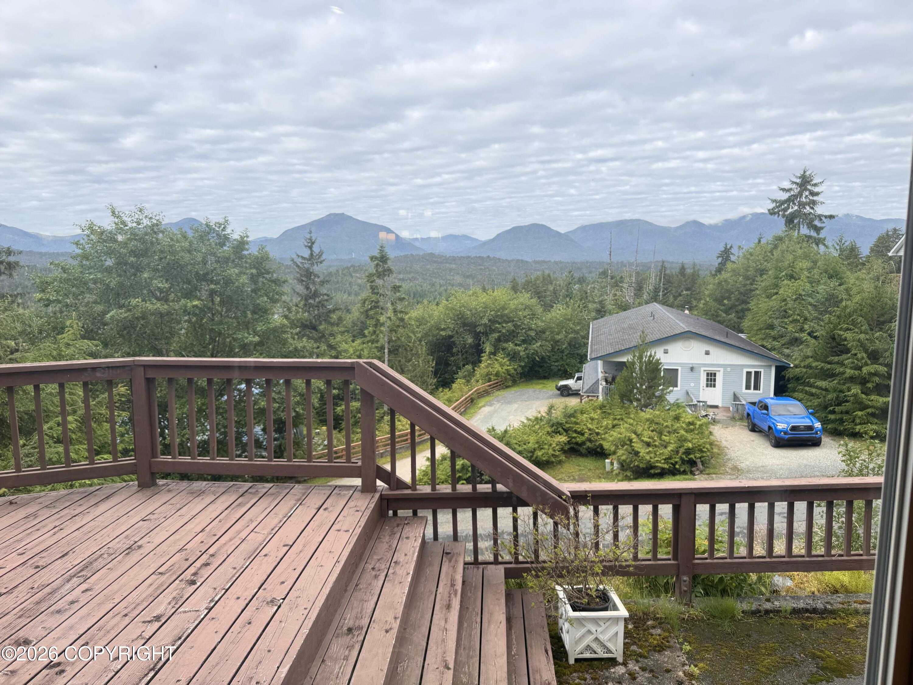 390 Forest Park Drive Property Photo 2