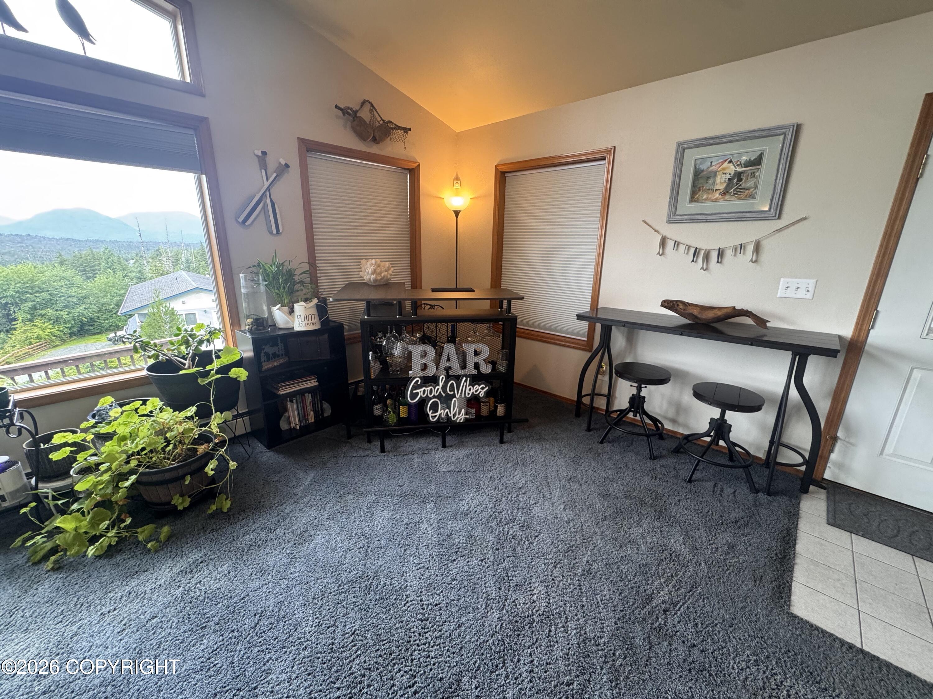 390 Forest Park Drive Property Photo 5