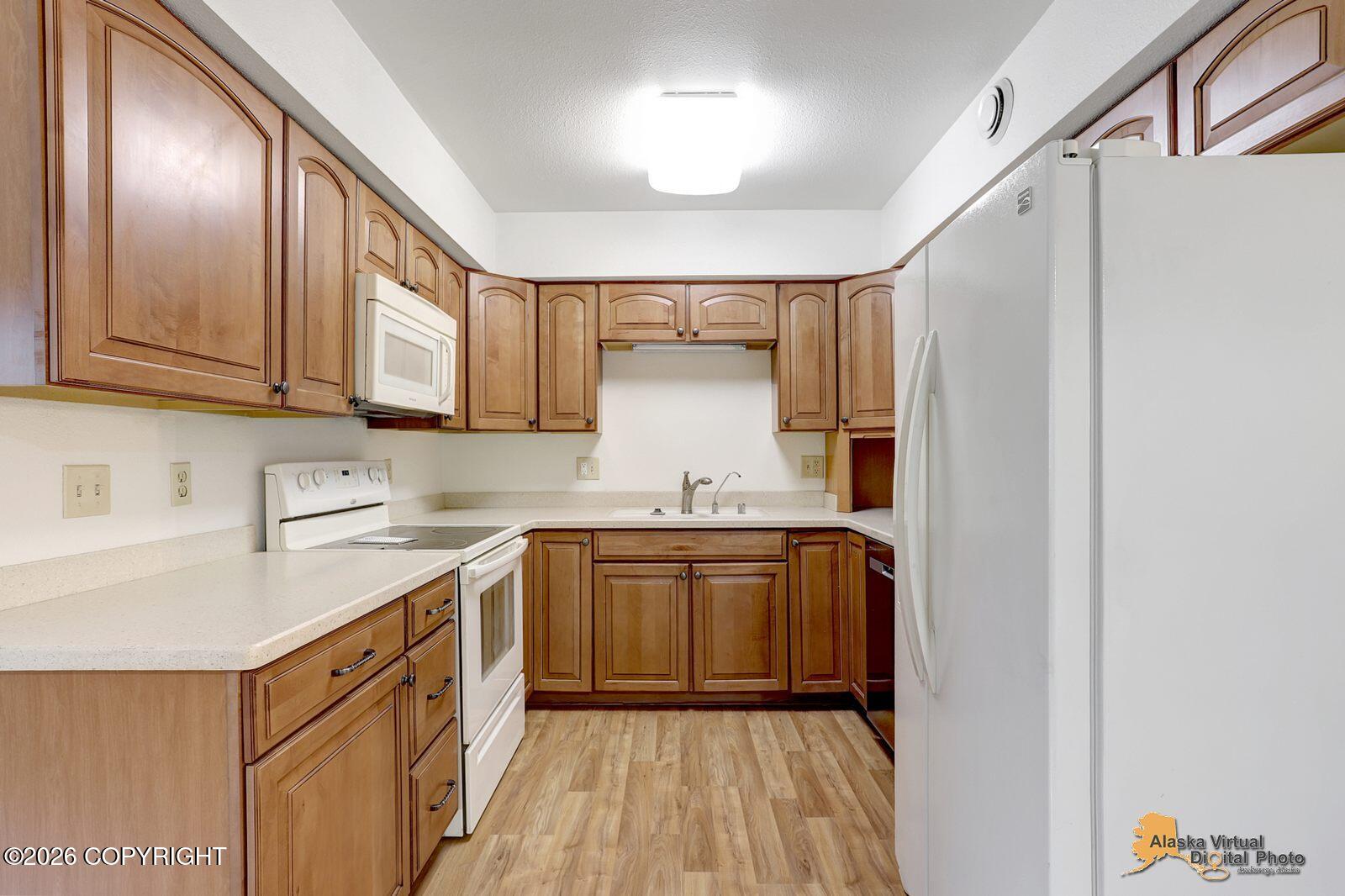 6327 High Place Property Photo 8