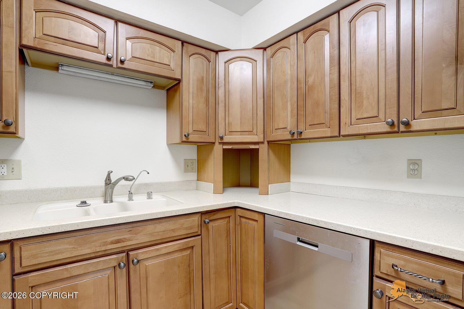 6327 High Place Property Photo 10