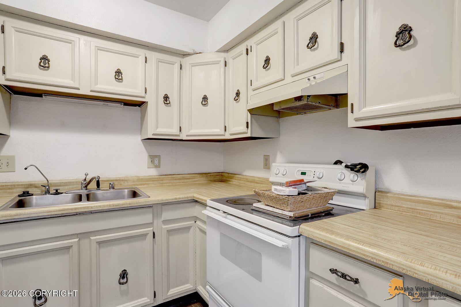 6327 High Place Property Photo 36