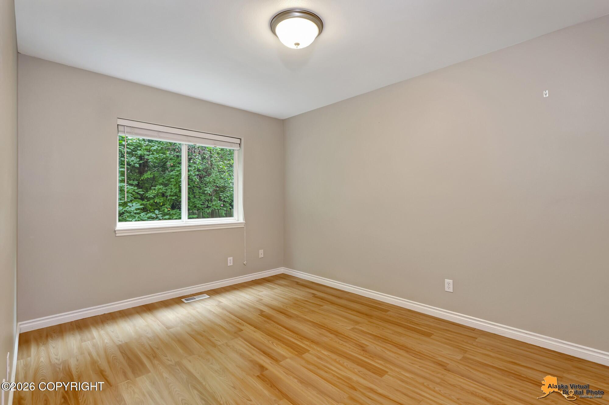 1003 Oakridge Drive Property Photo 28