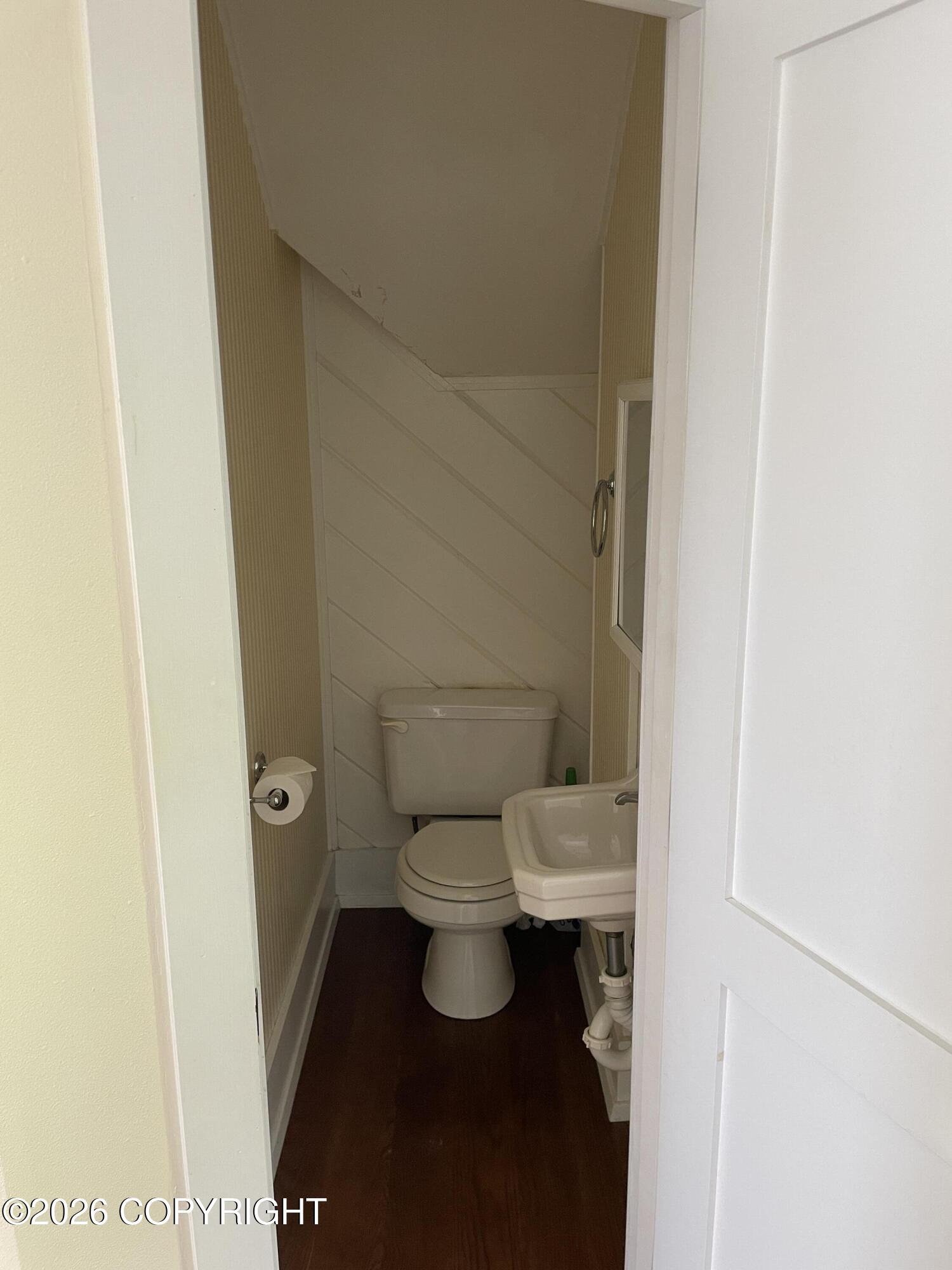 852 Harding Street Upper Property Photo 22