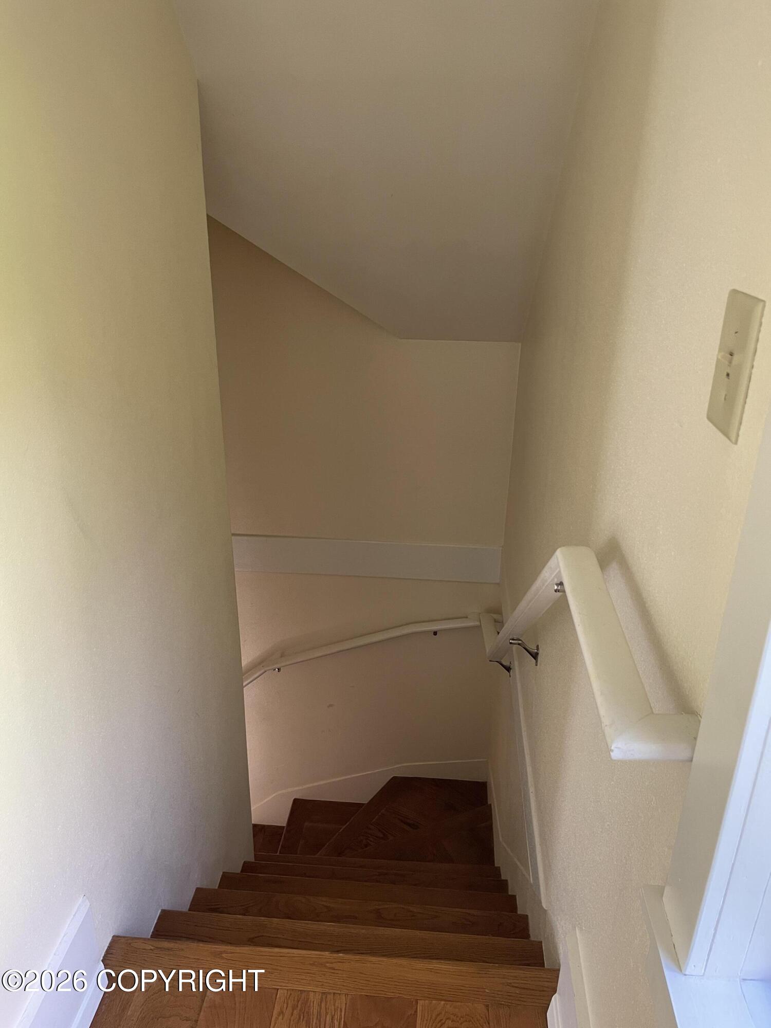 852 Harding Street Upper Property Photo 23