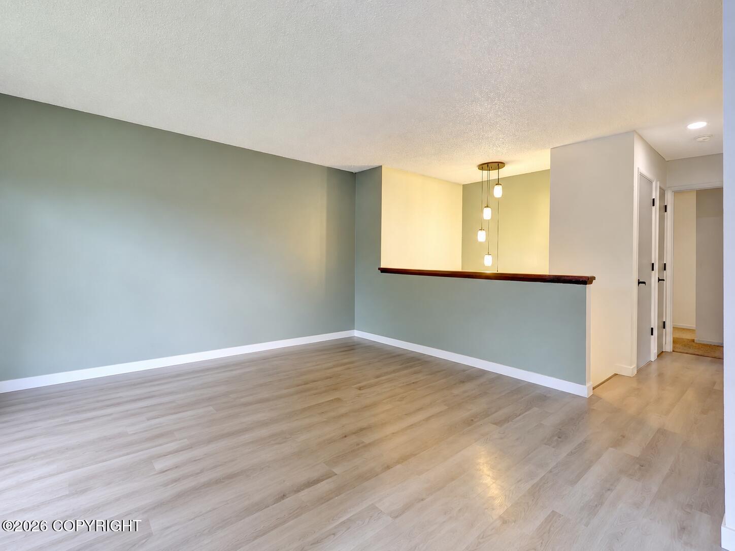 4931 E 5th Avenue Property Photo 4