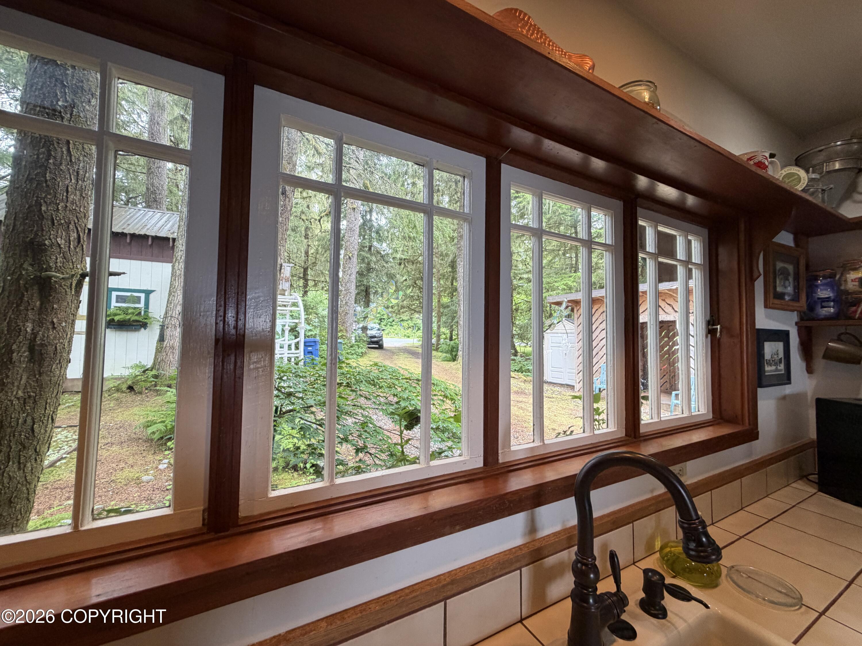 707-b Sandy Beach Road Property Photo 14