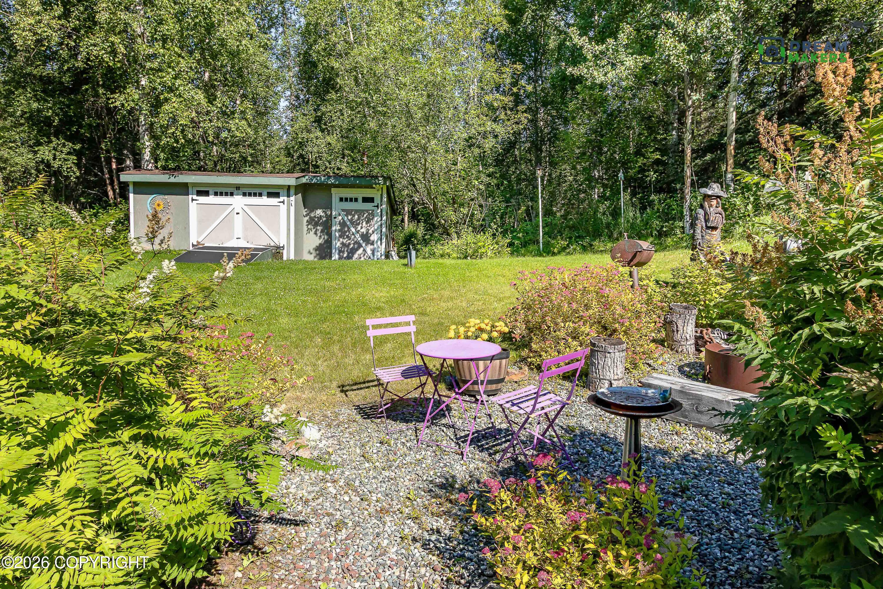5525 E Juniper Drive Property Photo 4