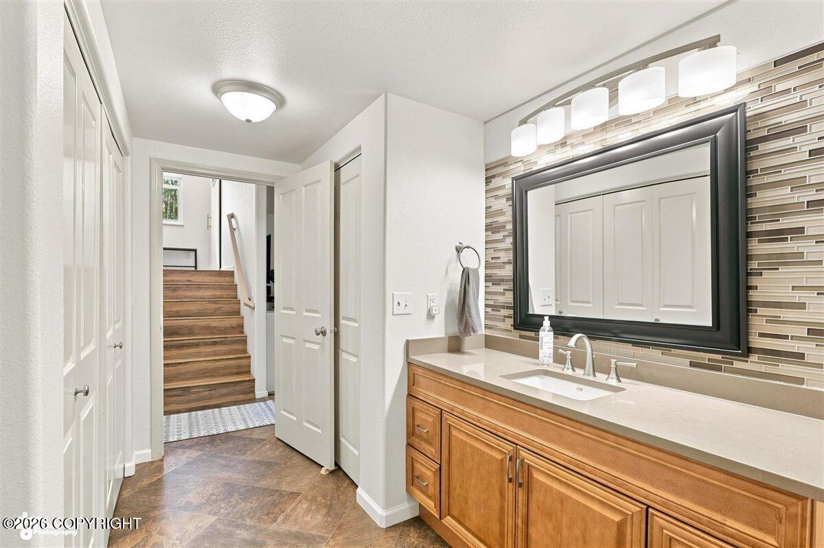 2441 Winterchase Circle Property Photo 35