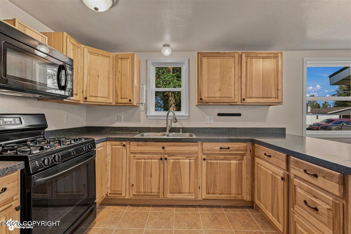4502 Klondike Court Property Photo 9