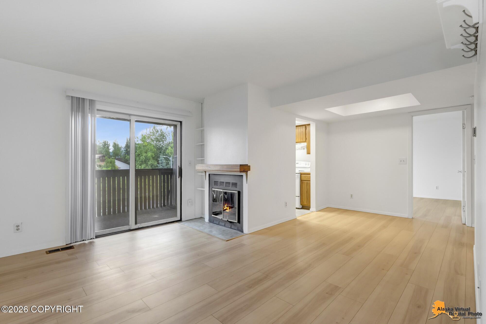 7444 Foxridge Way #3-g Property Photo 6