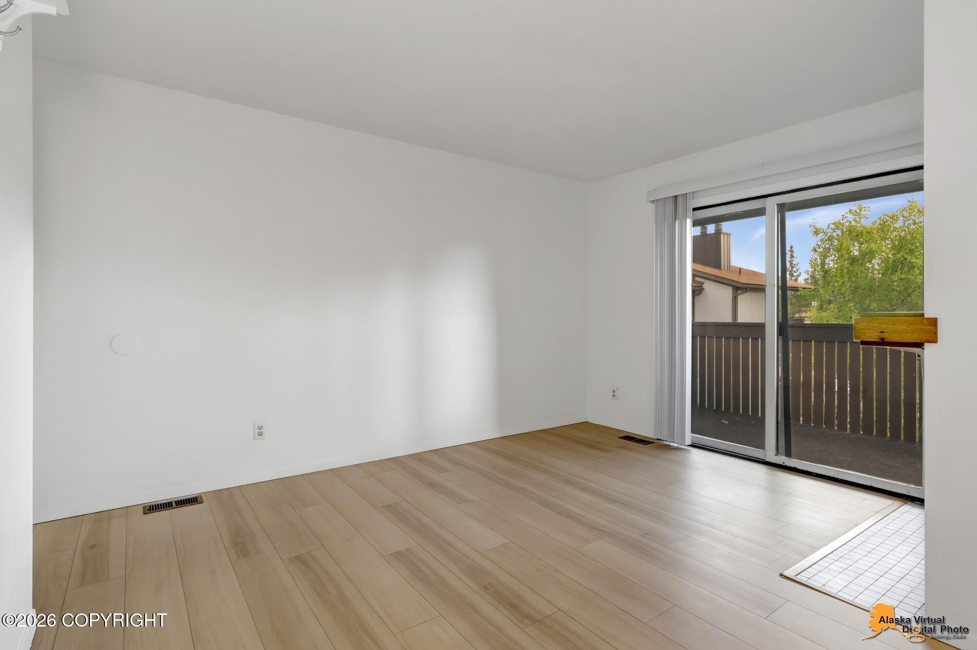 7444 Foxridge Way #3-g Property Photo 7