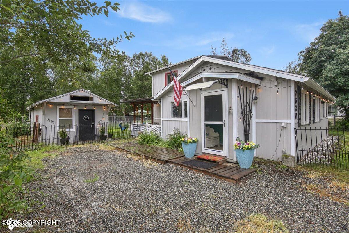 7620 Maryland Avenue Property Photo 1