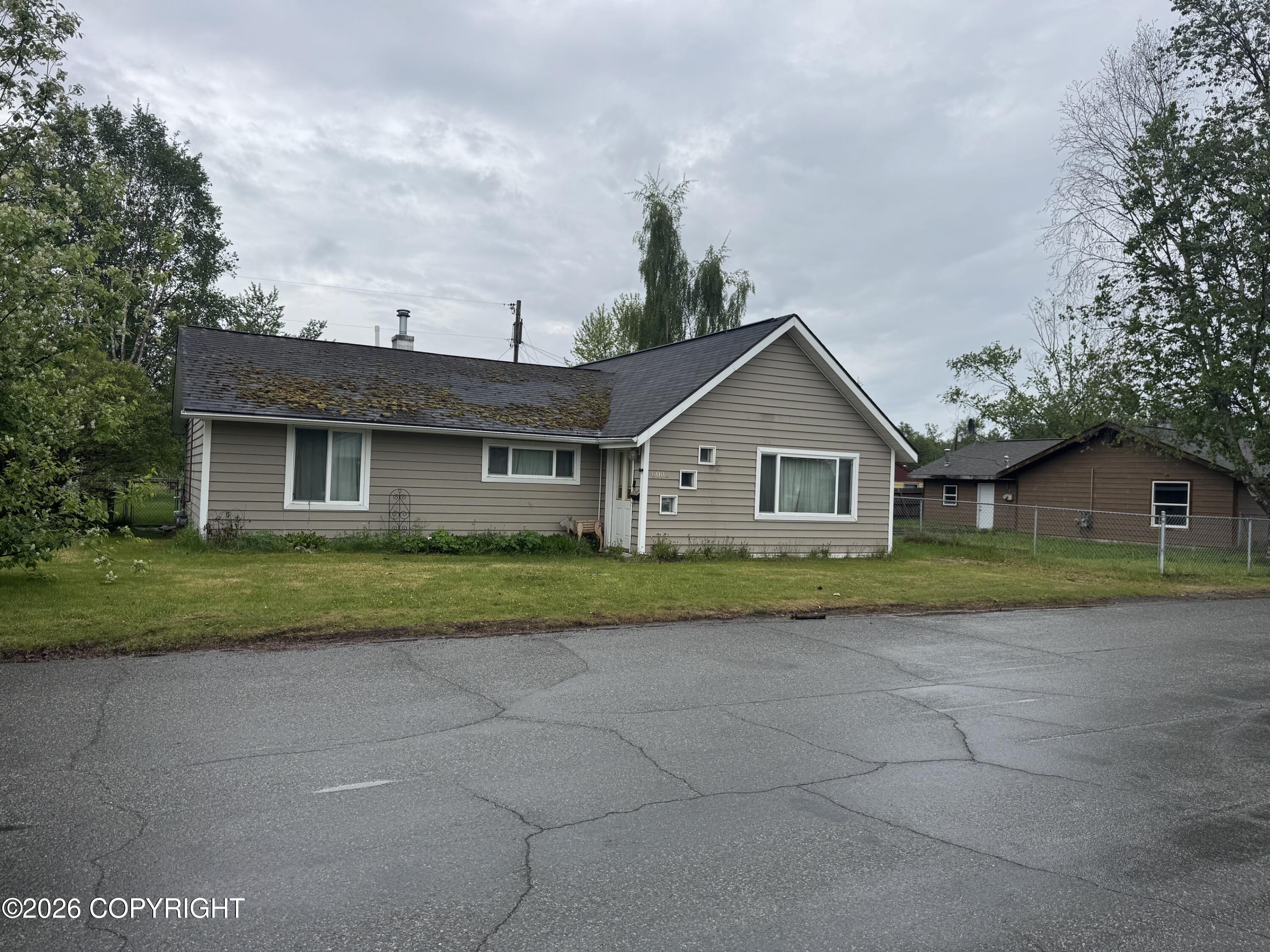 6002 Acheson Lane Property Photo 1