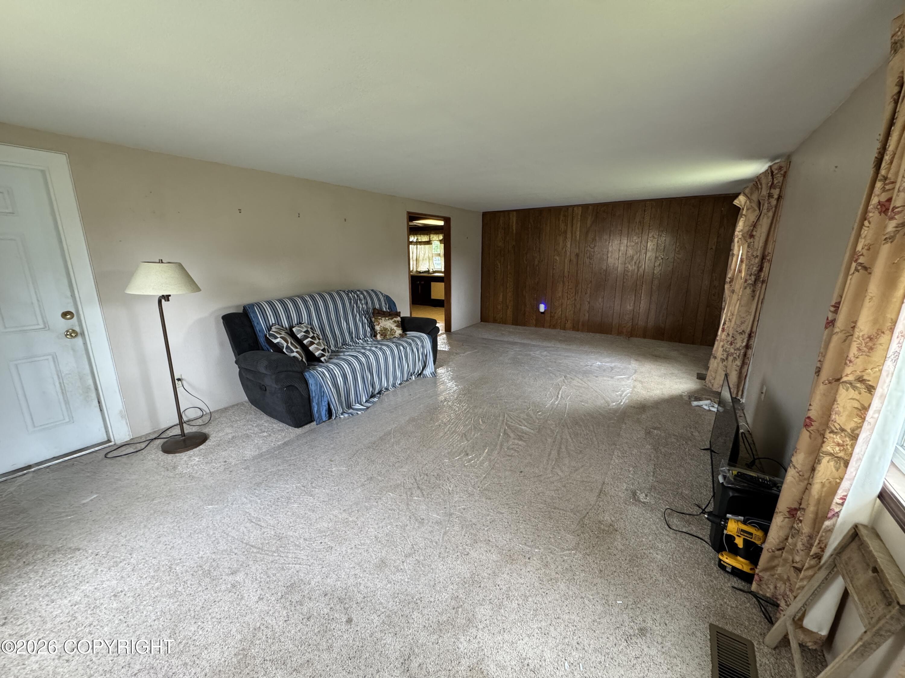 6002 Acheson Lane Property Photo 5