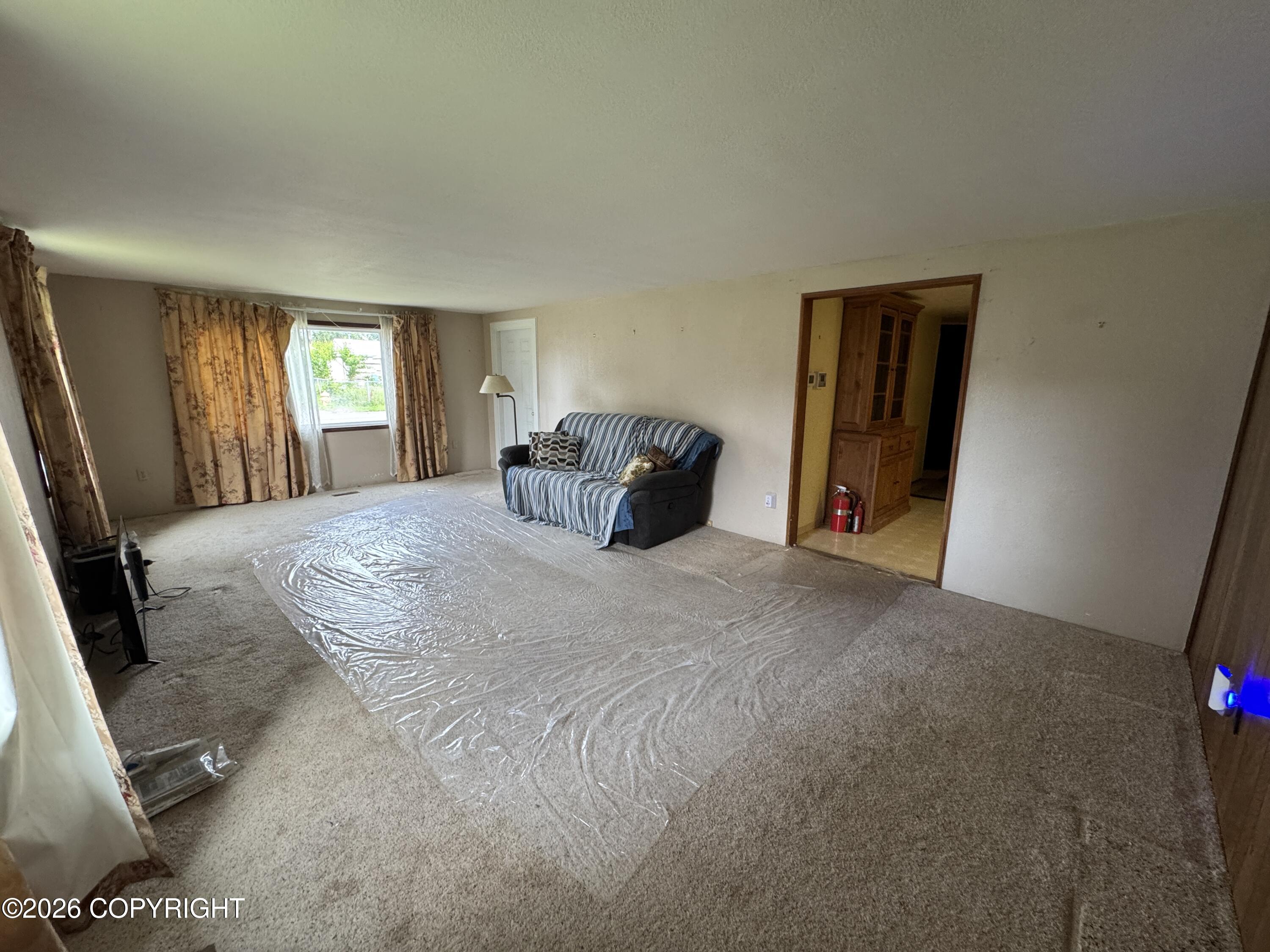 6002 Acheson Lane Property Photo 6