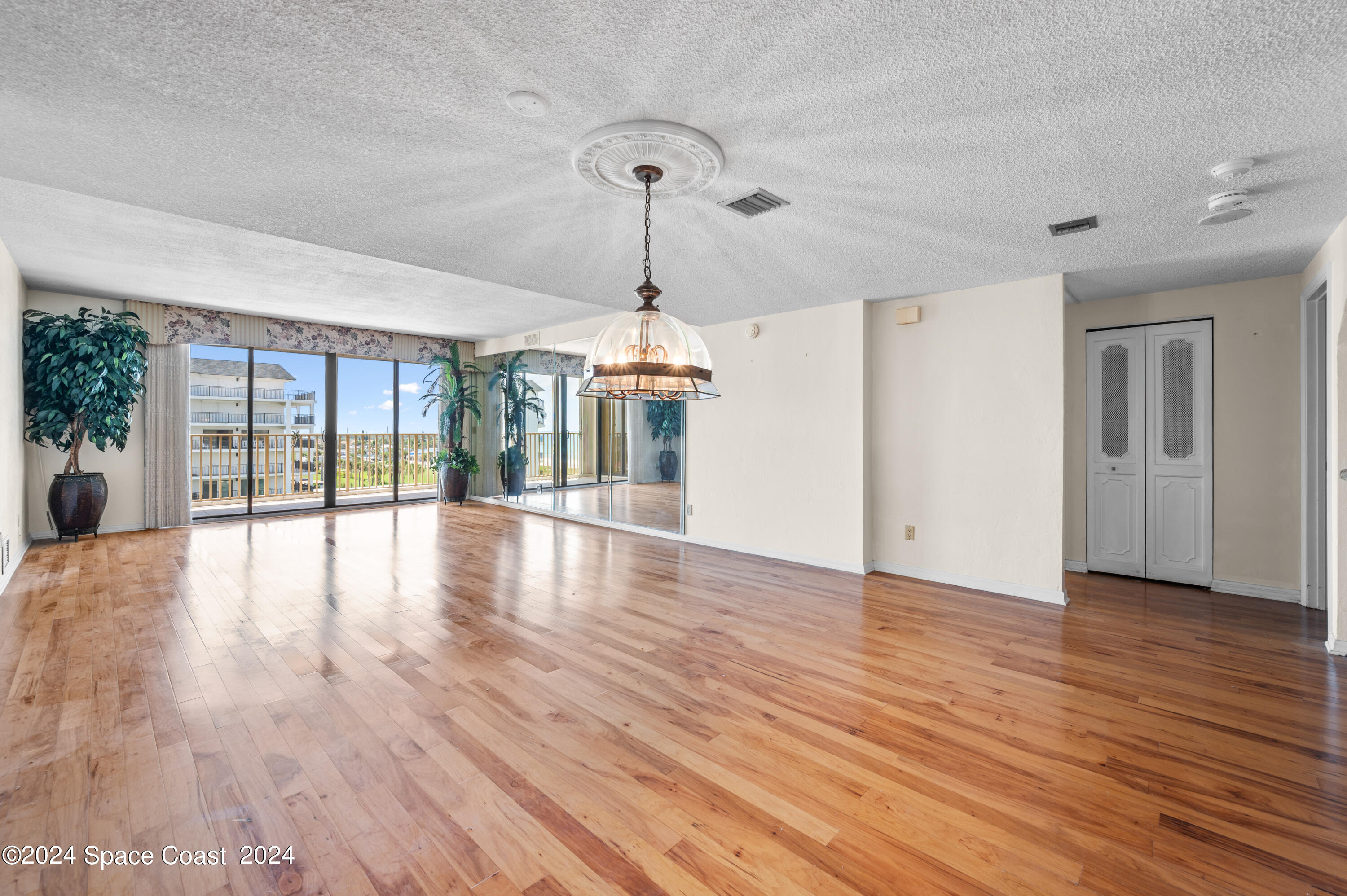 750 N Atlantic Avenue 608 Property Photo 9