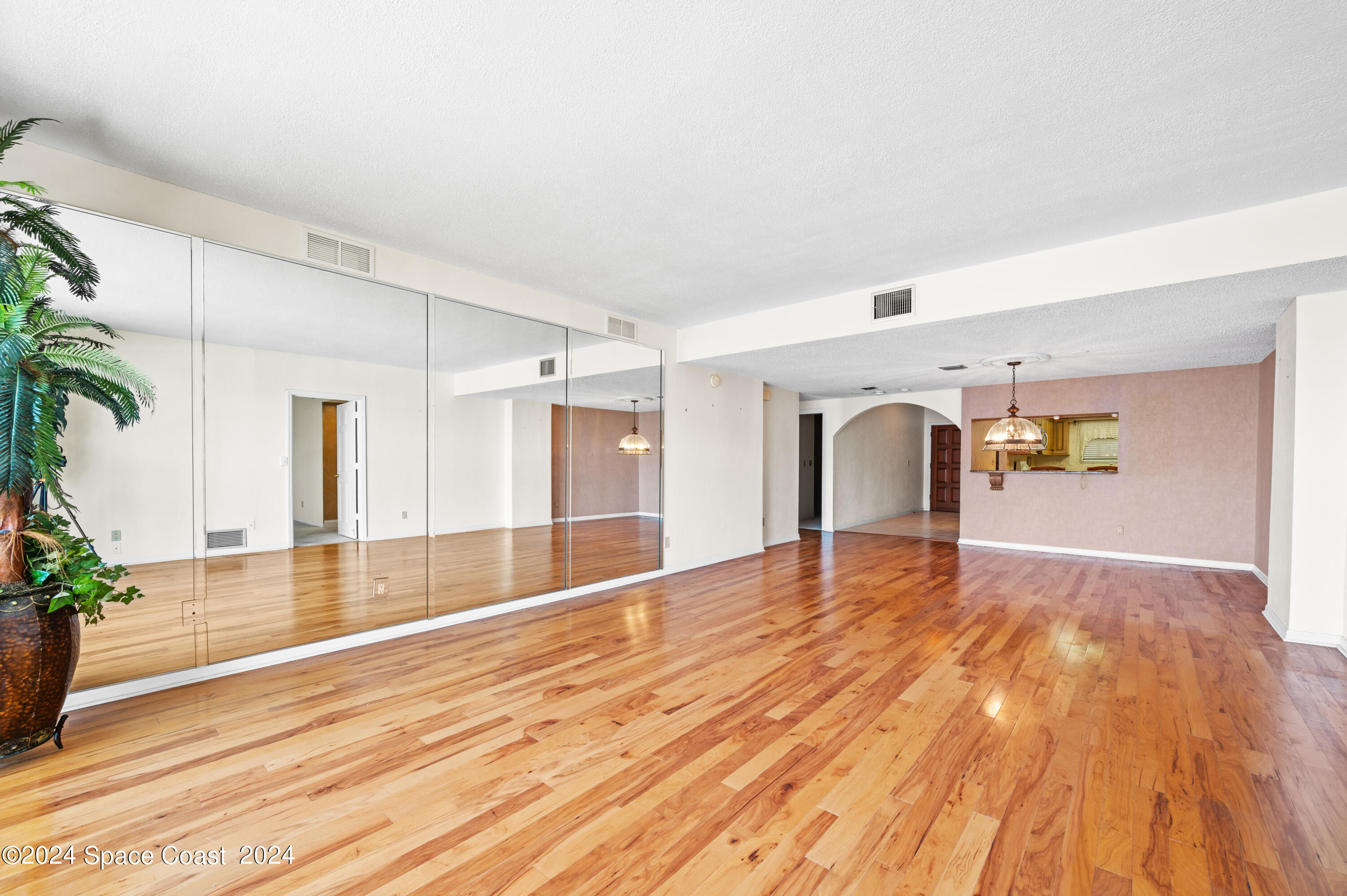 750 N Atlantic Avenue 608 Property Photo 11