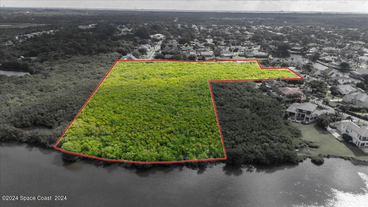000 River Moorings Property Photo 3