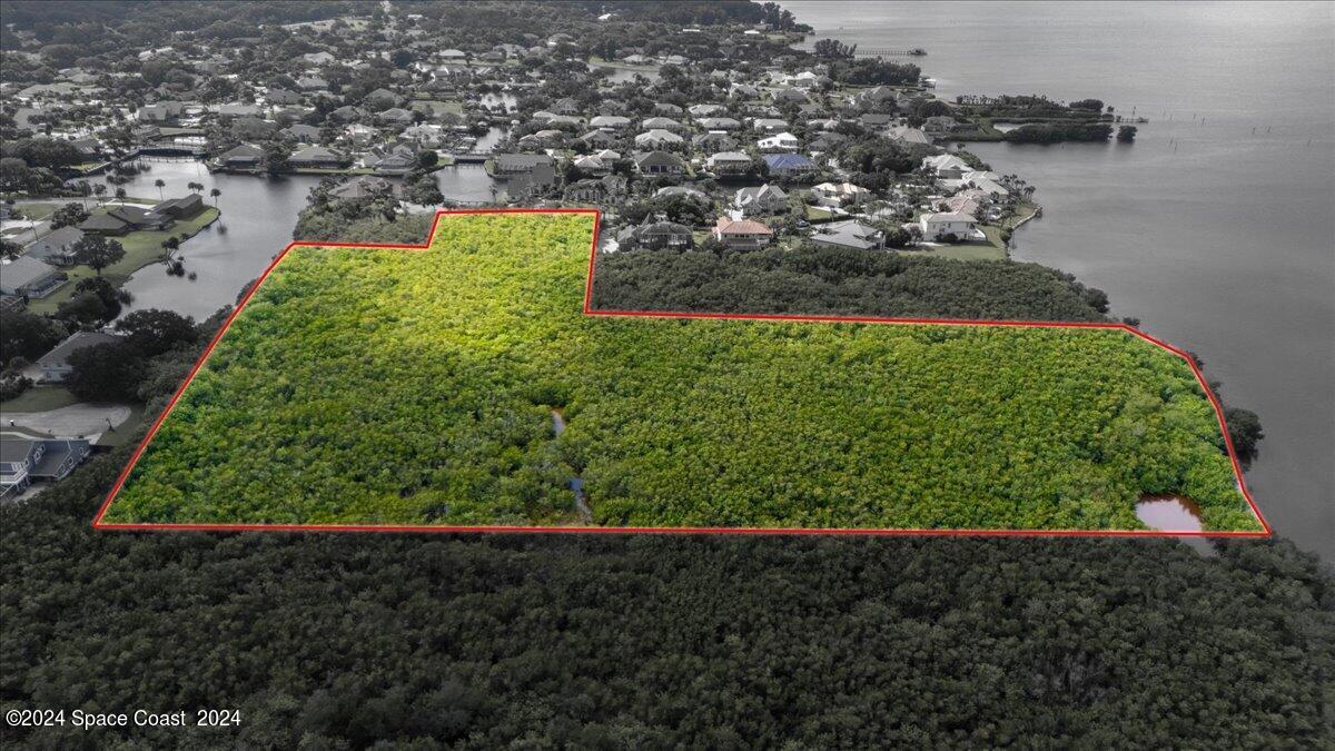 000 River Moorings Property Photo 5