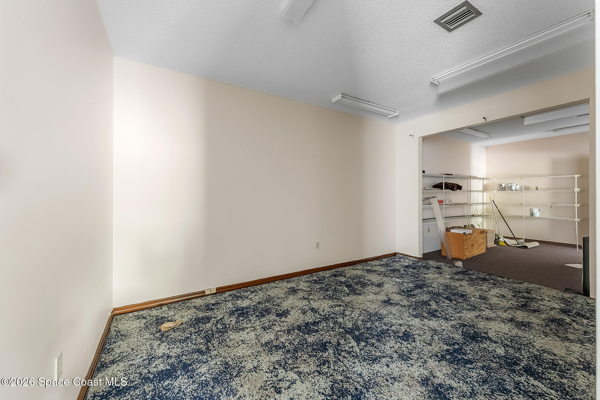 107 S Park Avenue S 121 Property Photo 5