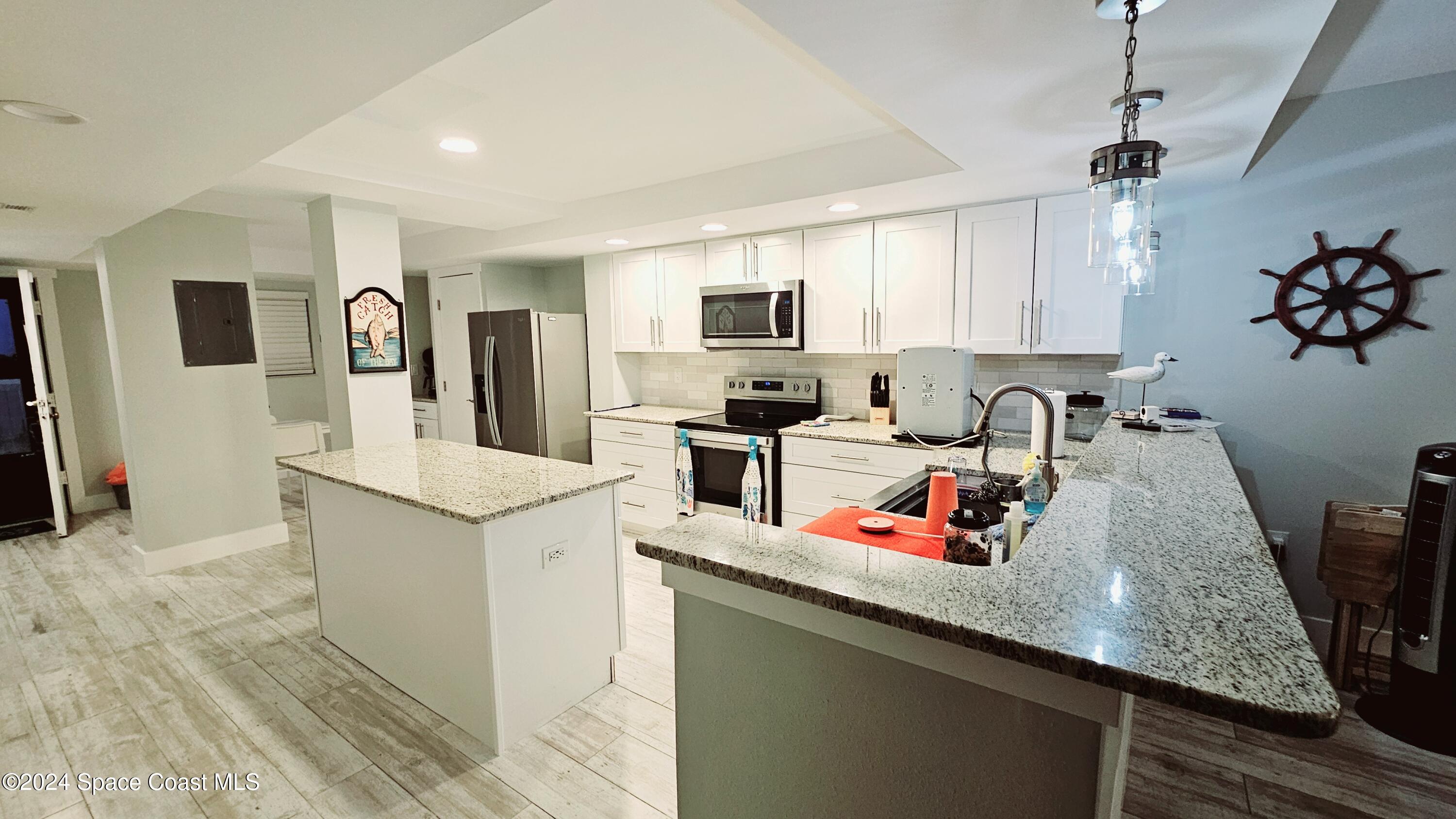 650 N Atlantic Avenue 109 Property Photo 11