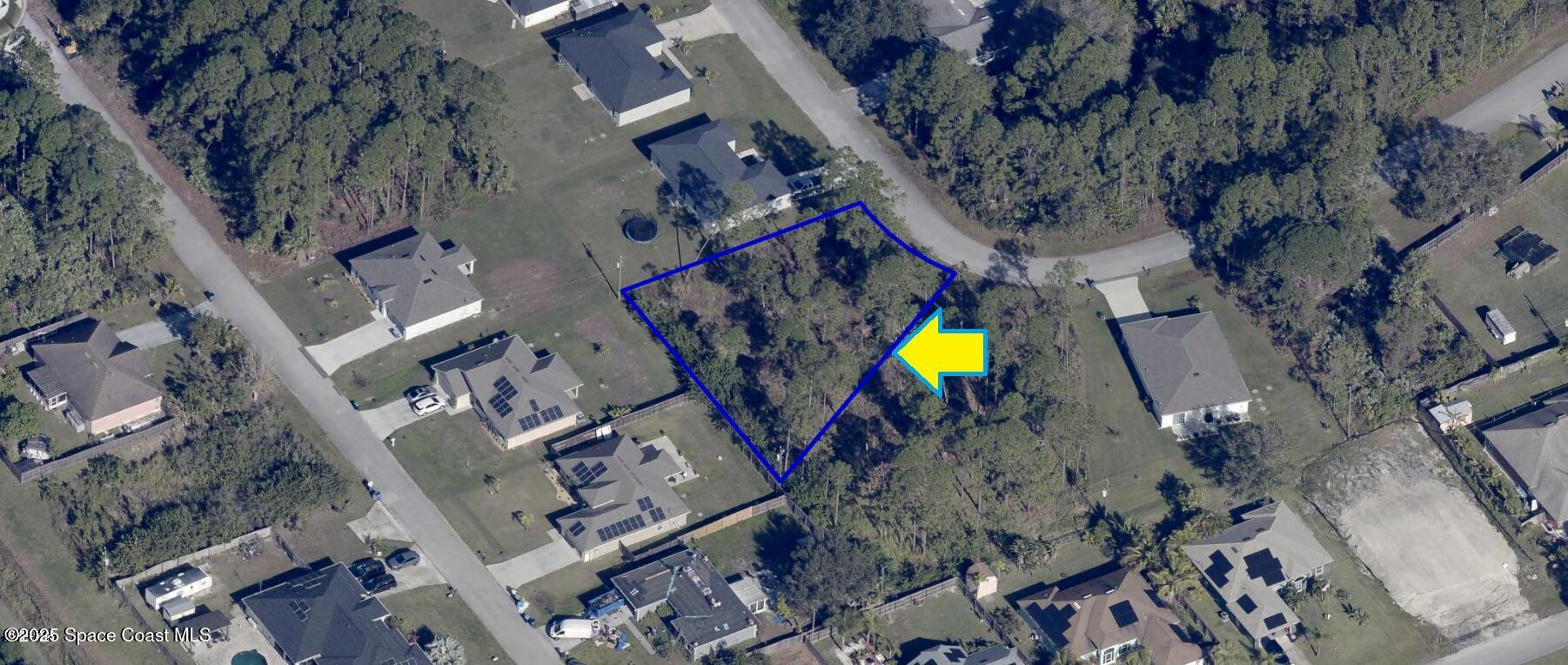 2598 Se Rayburn Avenue Property Photo 1