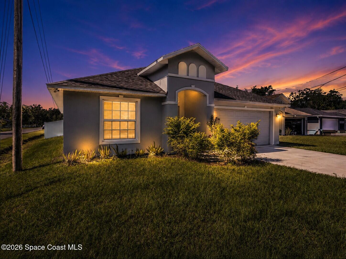 1534 Pine Street Property Photo 2