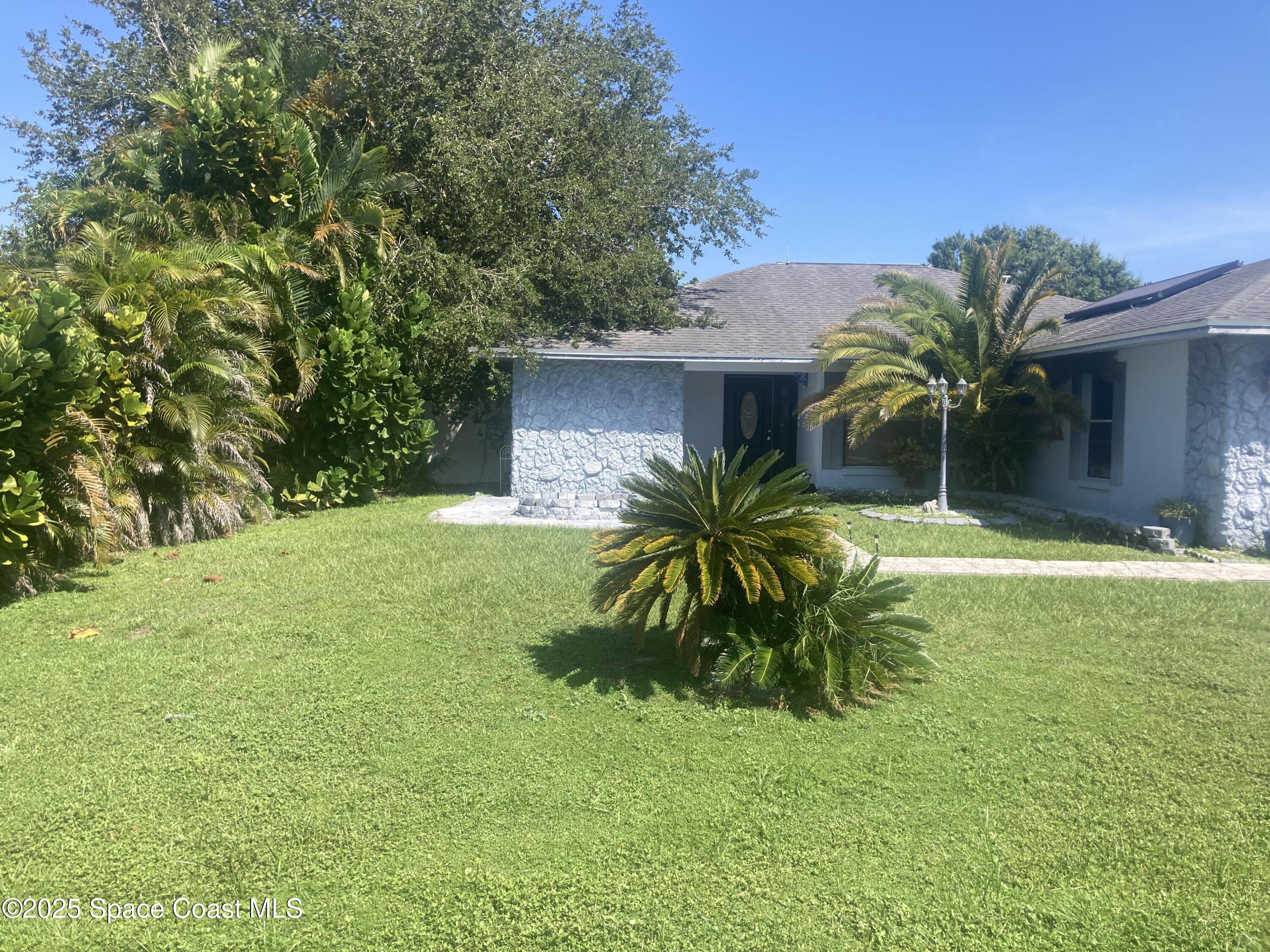 303 Cocoa Court Property Photo 24