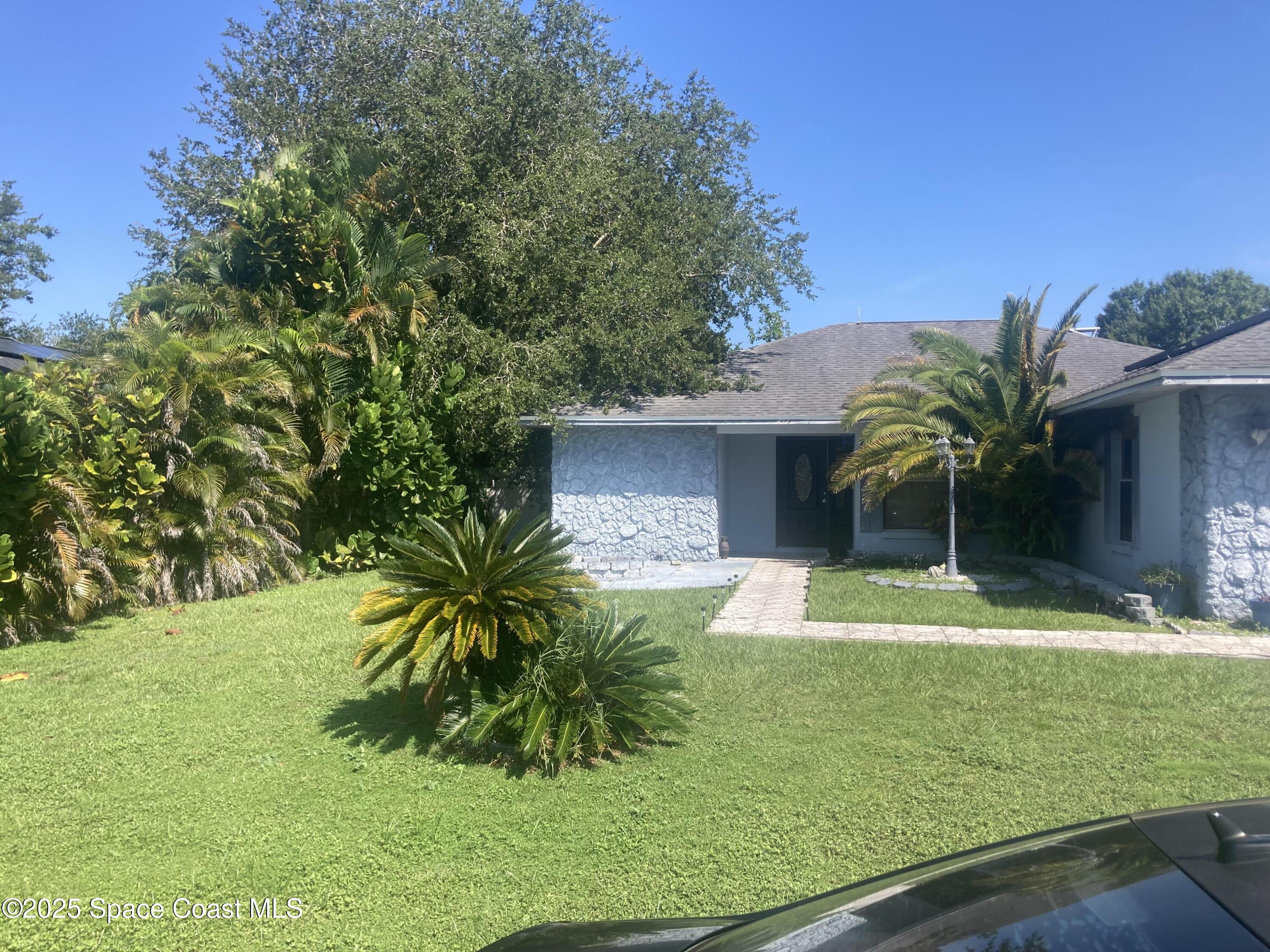 303 Cocoa Court Property Photo 27
