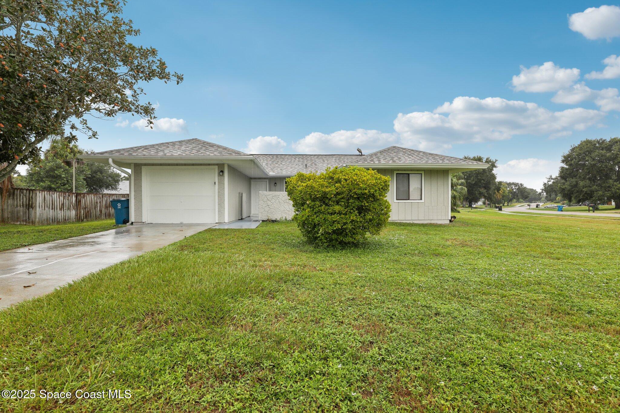 2197 Paoli Drive NE Property Photo 1