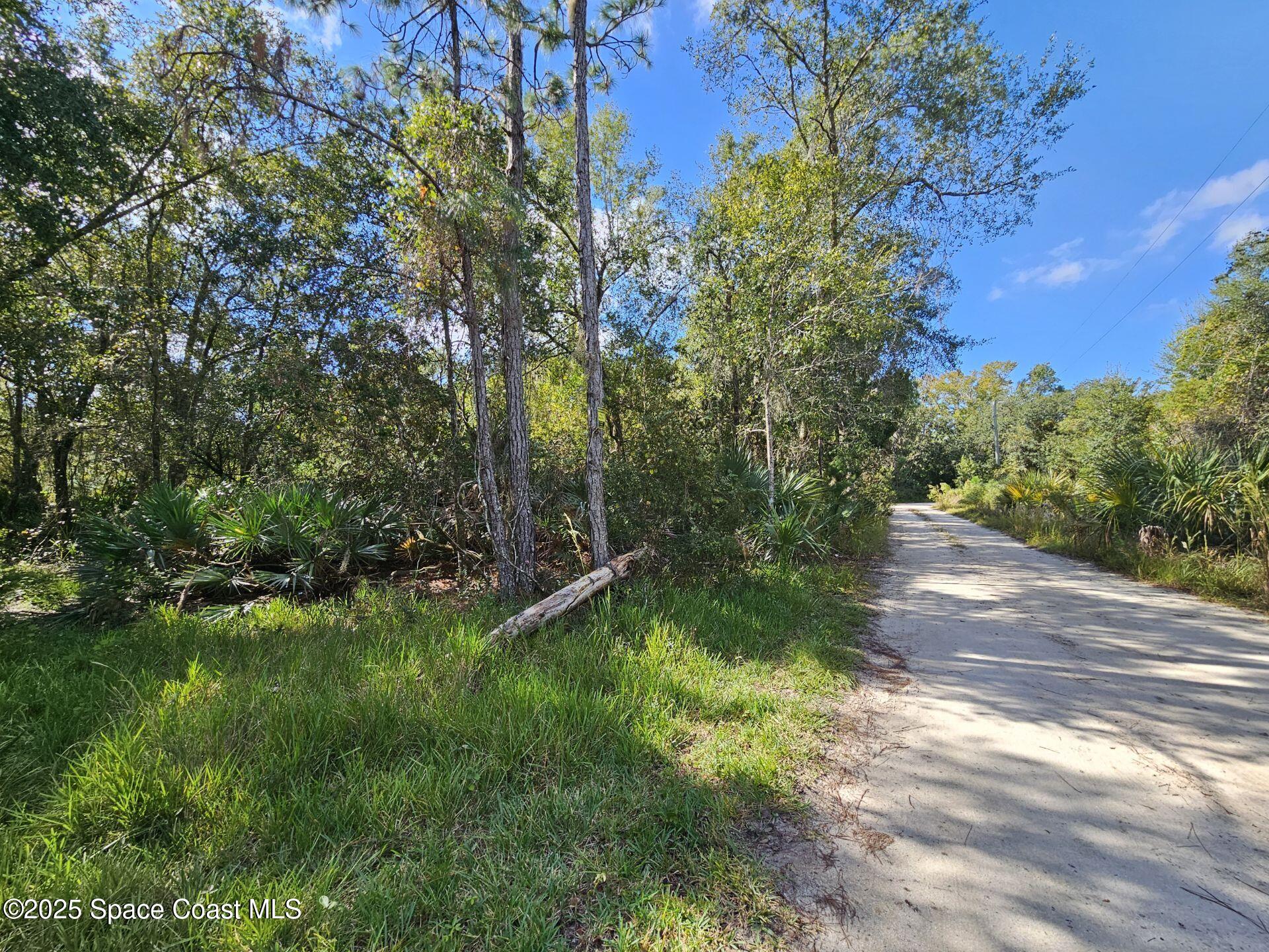 4600 N Beacon Light Road N Property Photo 7