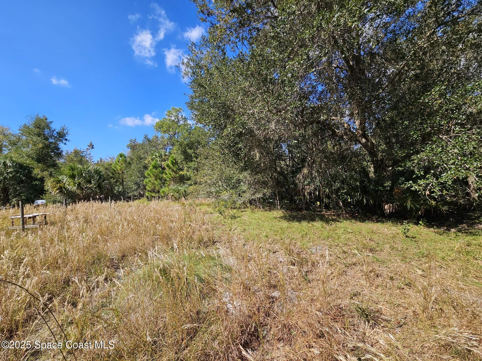 4600 N Beacon Light Road N Property Photo 11