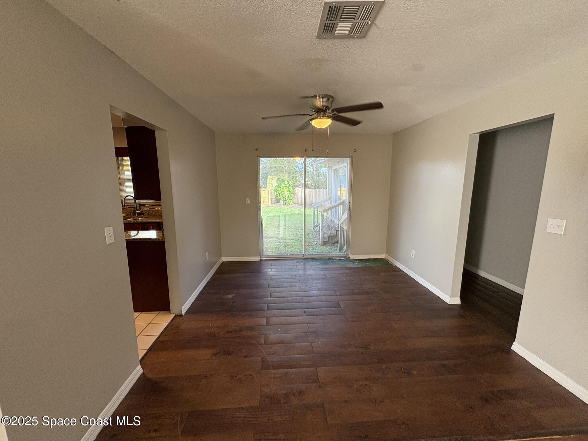 728 44th Ave Avenue E Property Photo 7