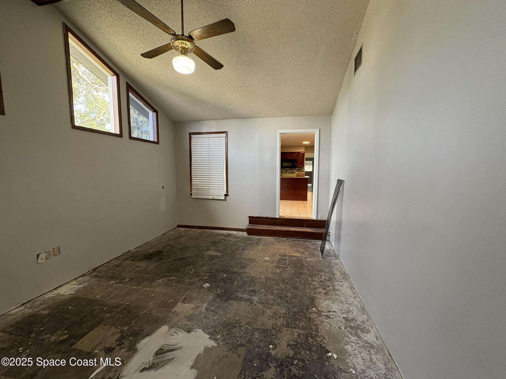 728 44th Ave Avenue E Property Photo 33