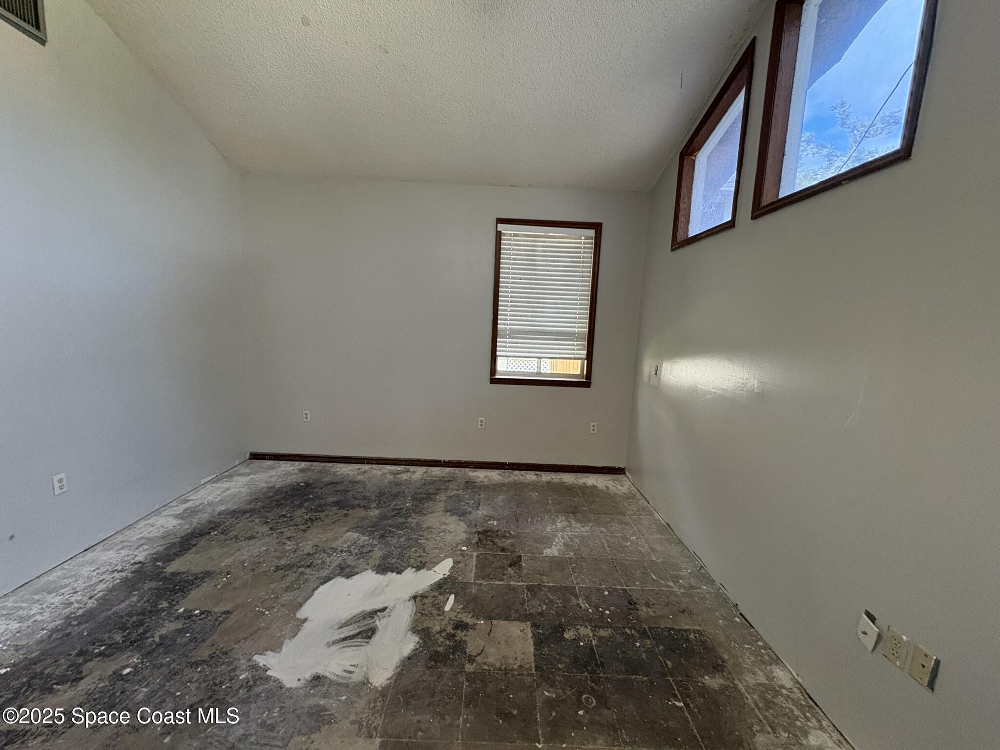 728 44th Ave Avenue E Property Photo 34