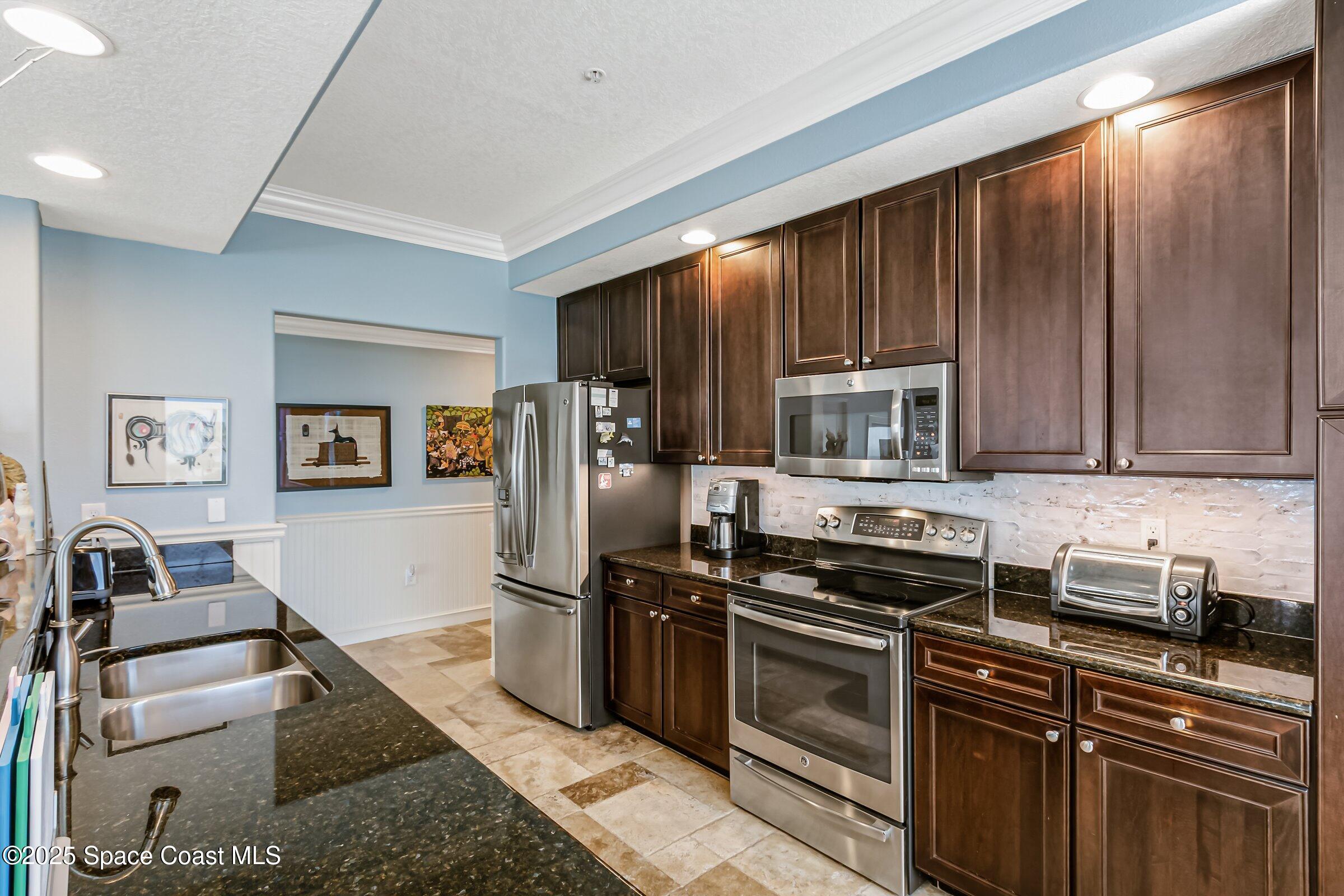 1125 N Highway A1a 501 Property Photo 21
