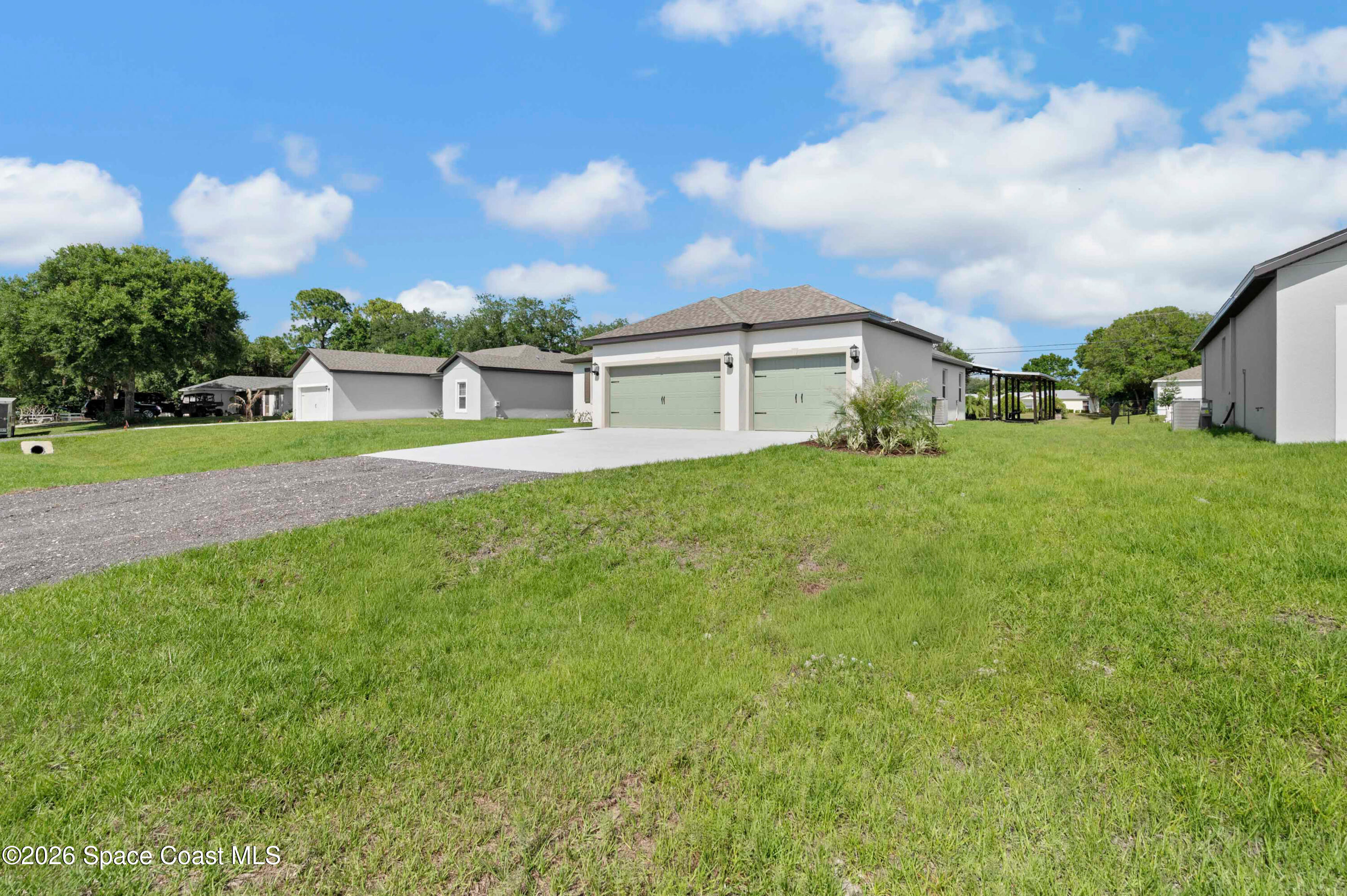 1698 Waldo Street Se Property Photo 2